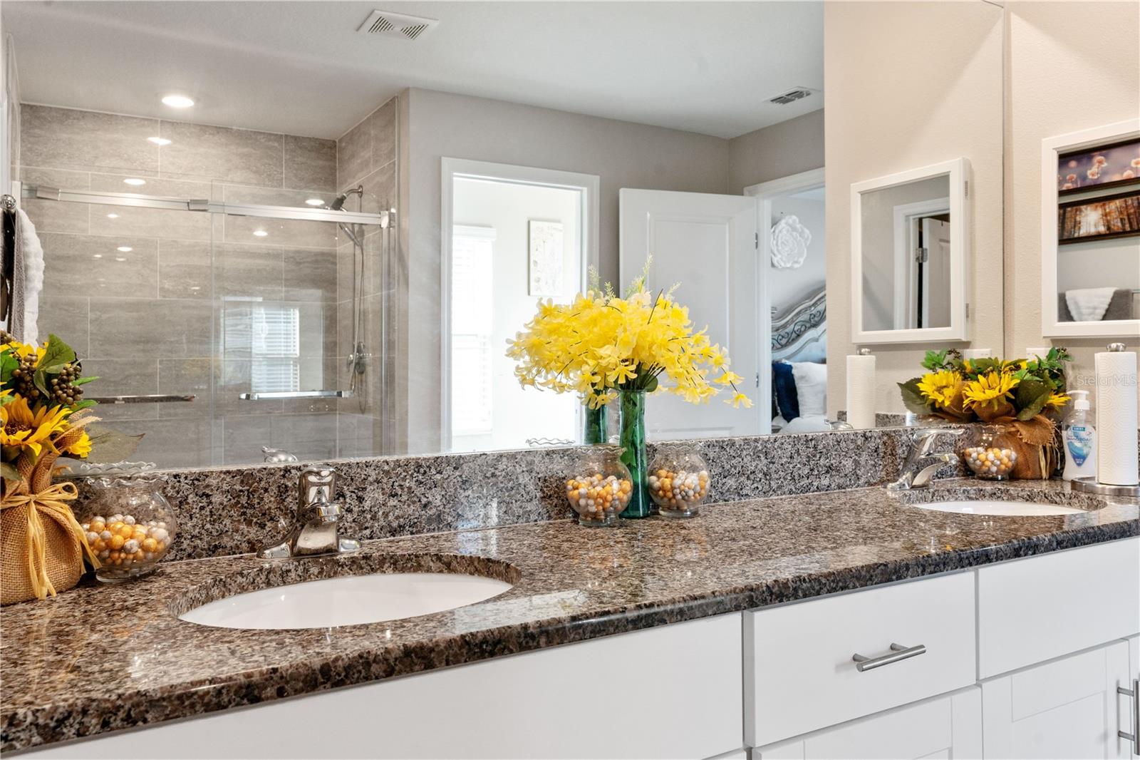 Image 26 of 41 For 5721 92nd Place