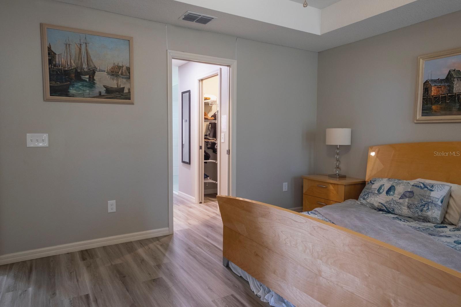 Image 18 of 28 For 12569 73rd Streets