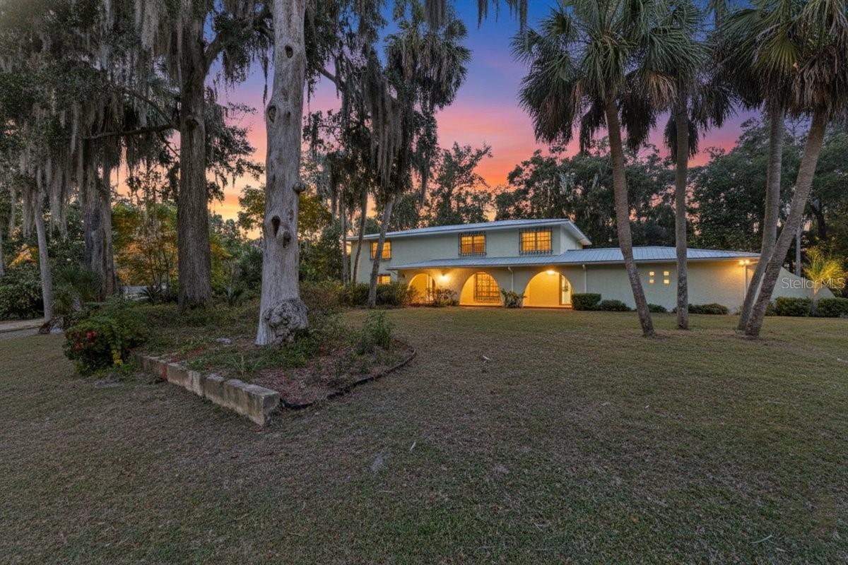 Image 3 of 62 For 155 Court Street