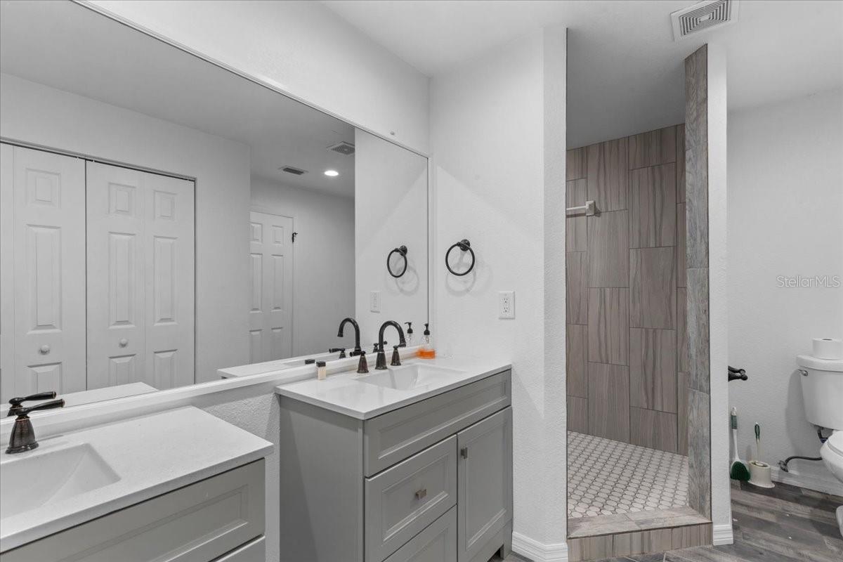 Image 46 of 62 For 155 Court Street