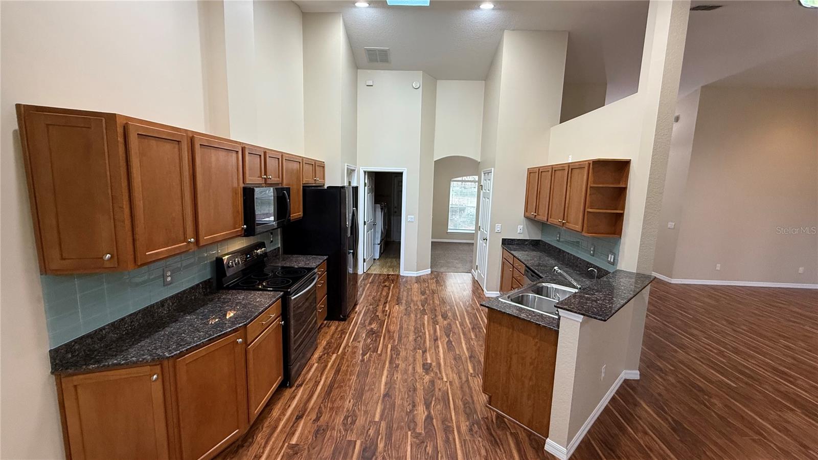 Image 7 of 39 For 2019 111th Loop