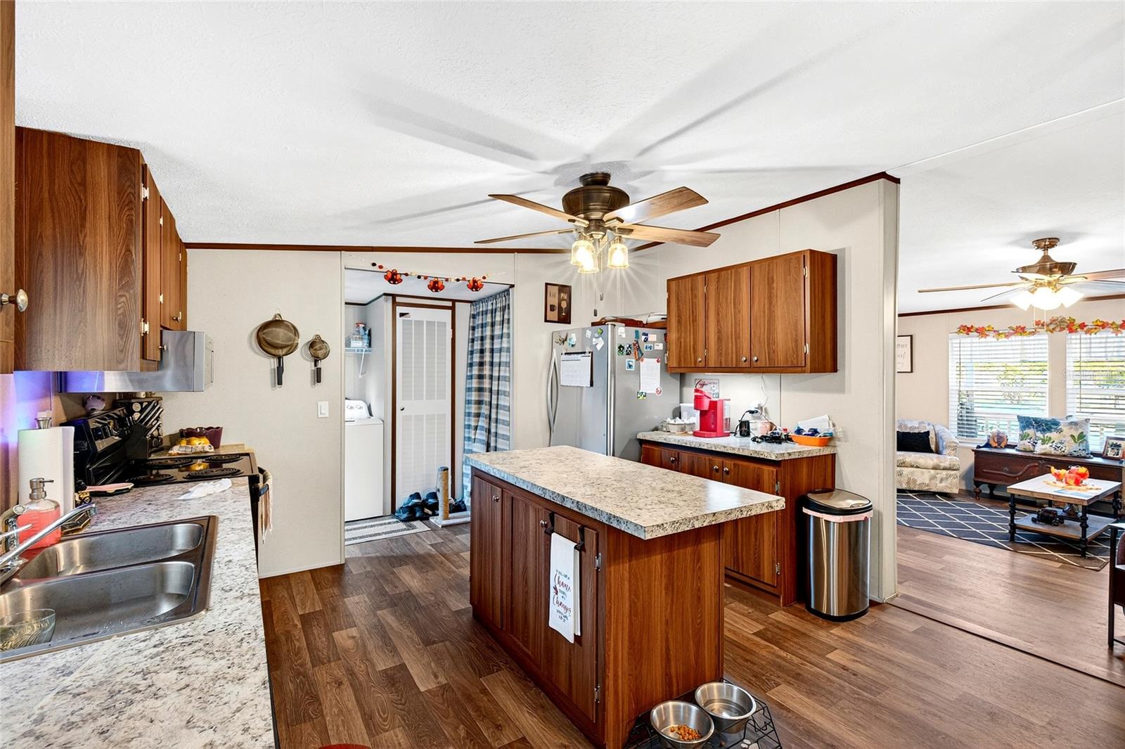 Image 12 of 34 For 15068 105th Avenue