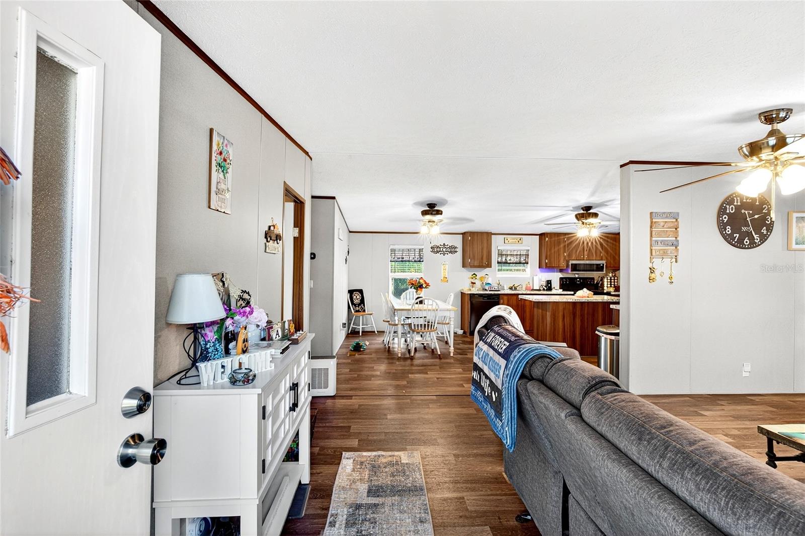 Image 18 of 34 For 15068 105th Avenue