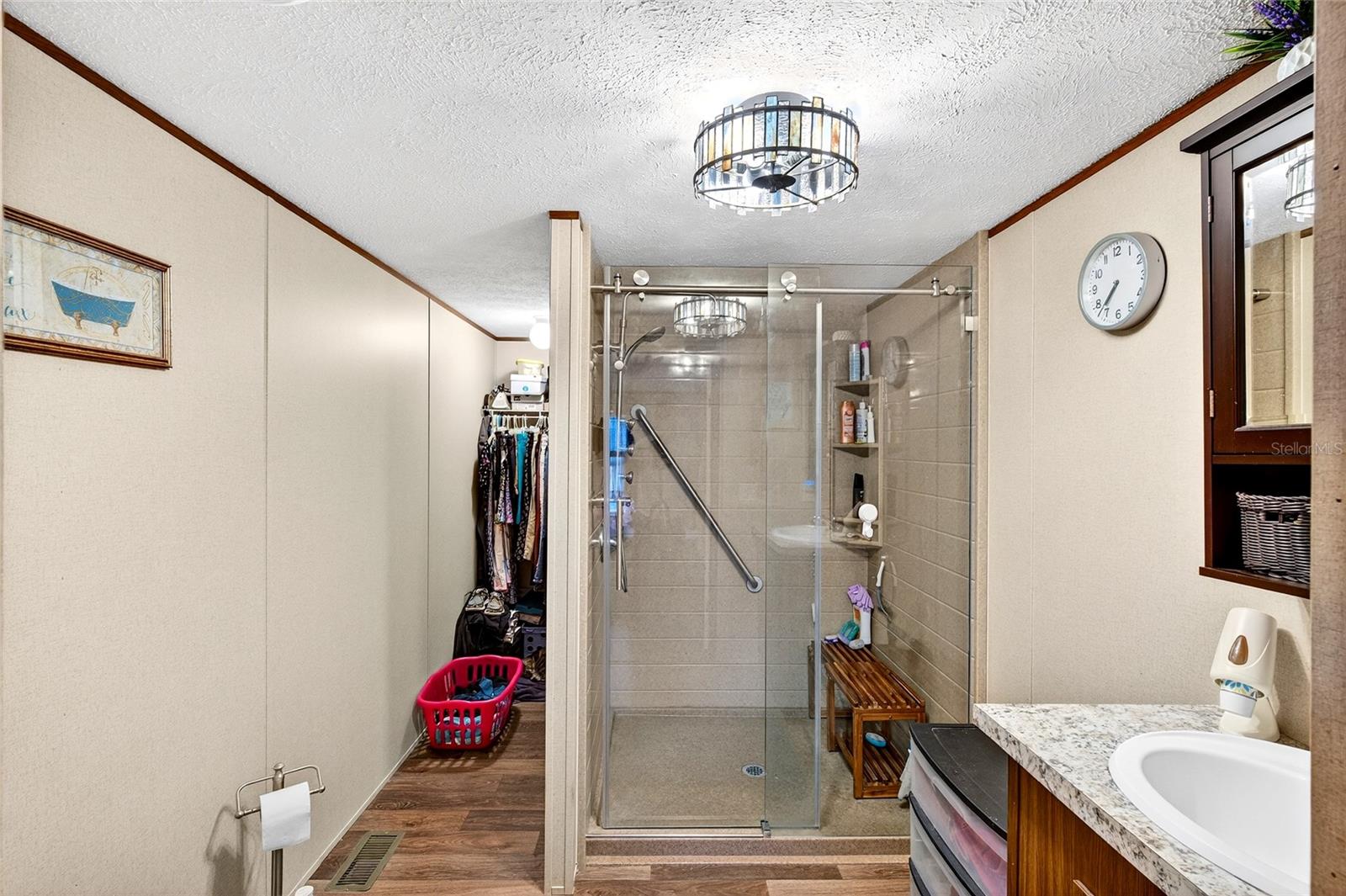 Image 22 of 34 For 15068 105th Avenue