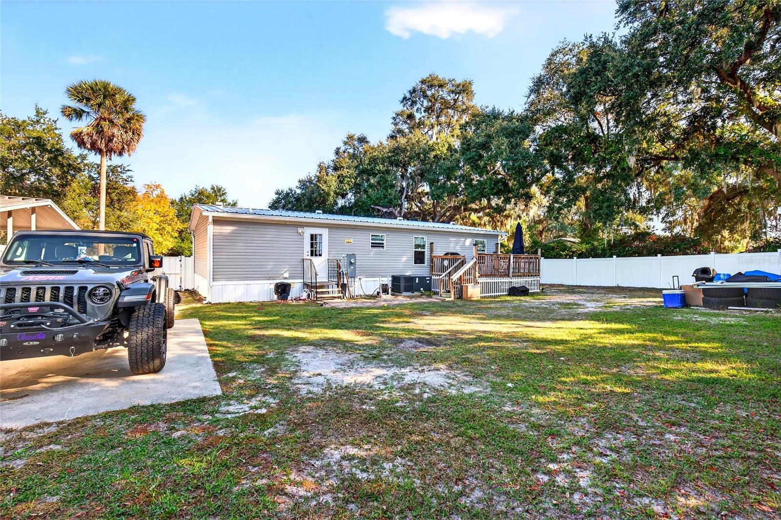 Image 9 of 34 For 15068 105th Avenue