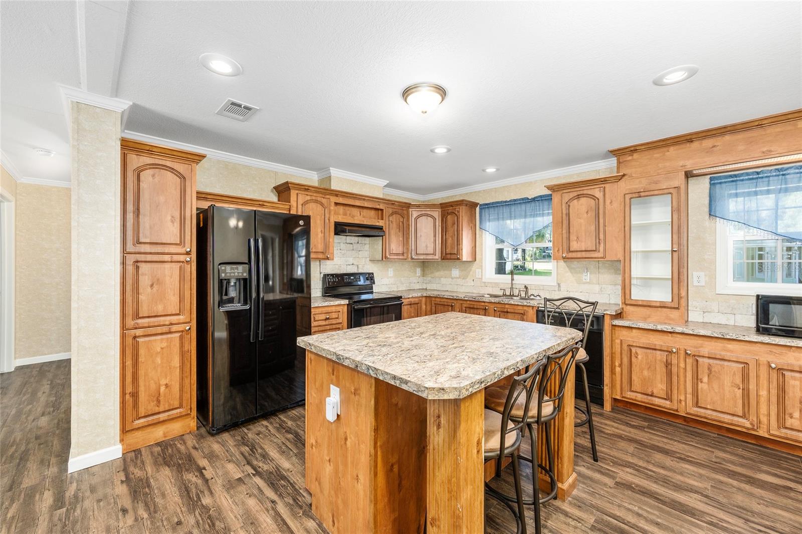 Image 17 of 69 For 320 64th Avenue