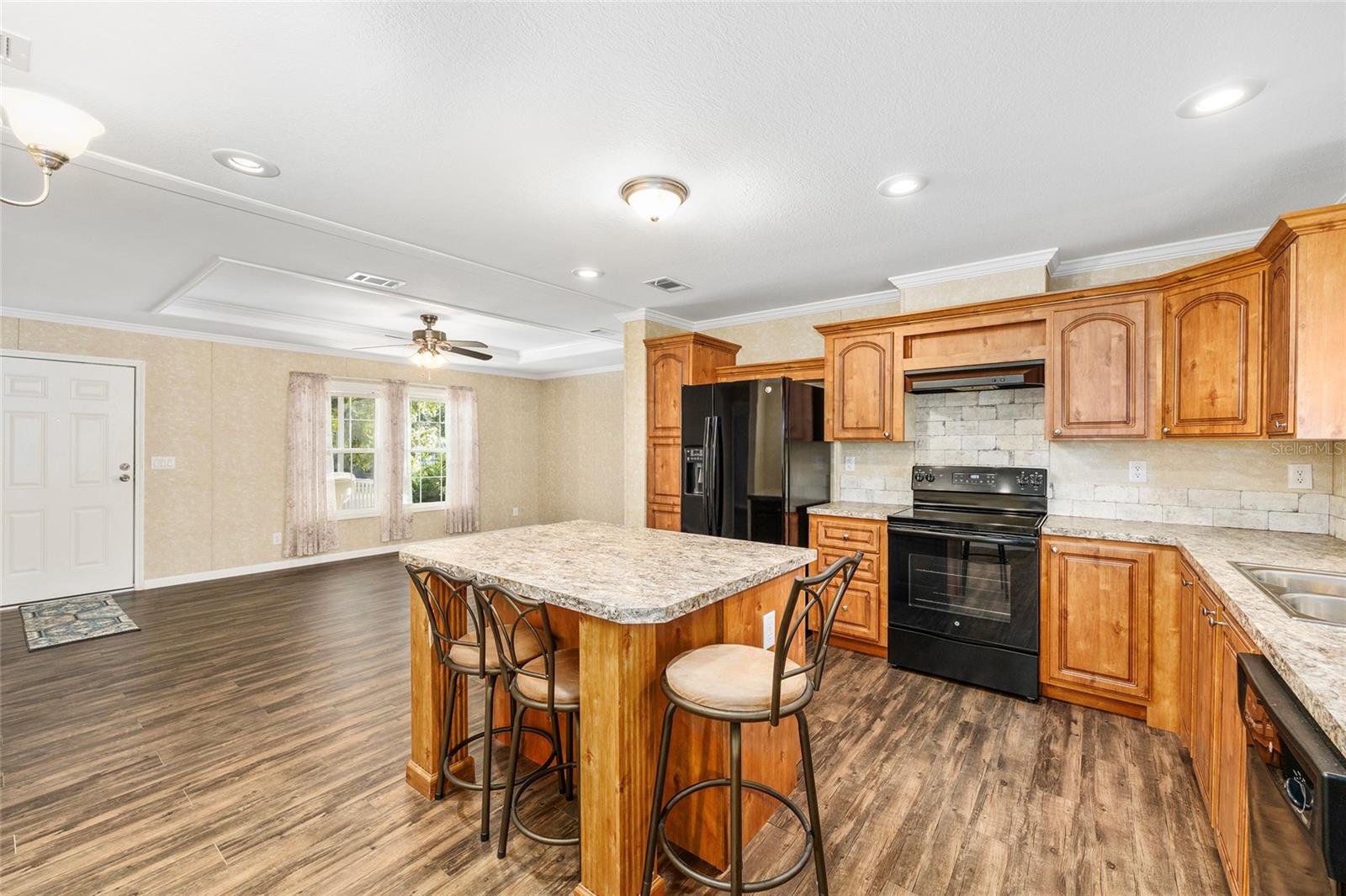 Image 19 of 69 For 320 64th Avenue