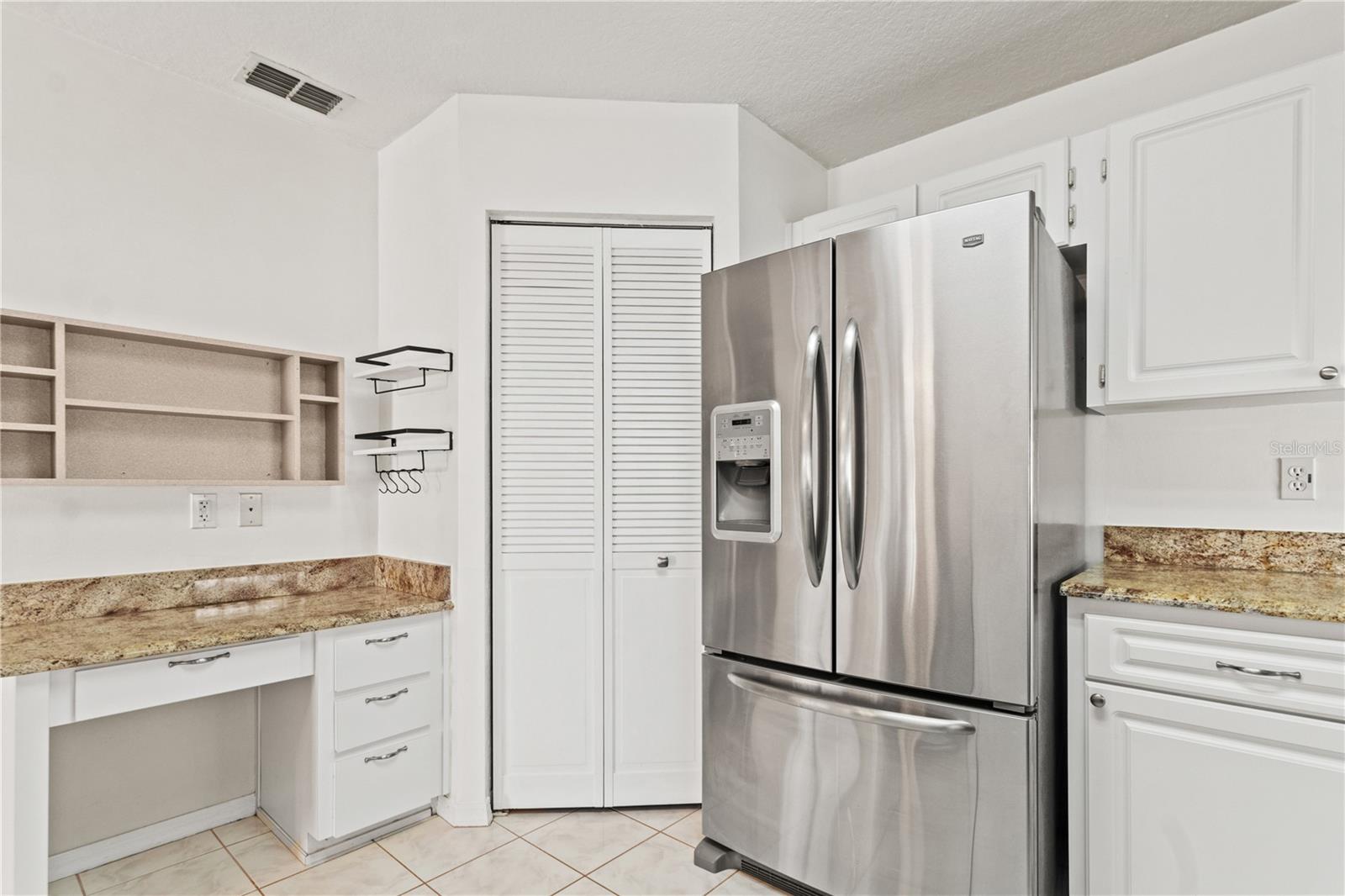 Image 23 of 71 For 6758 114th Street Road