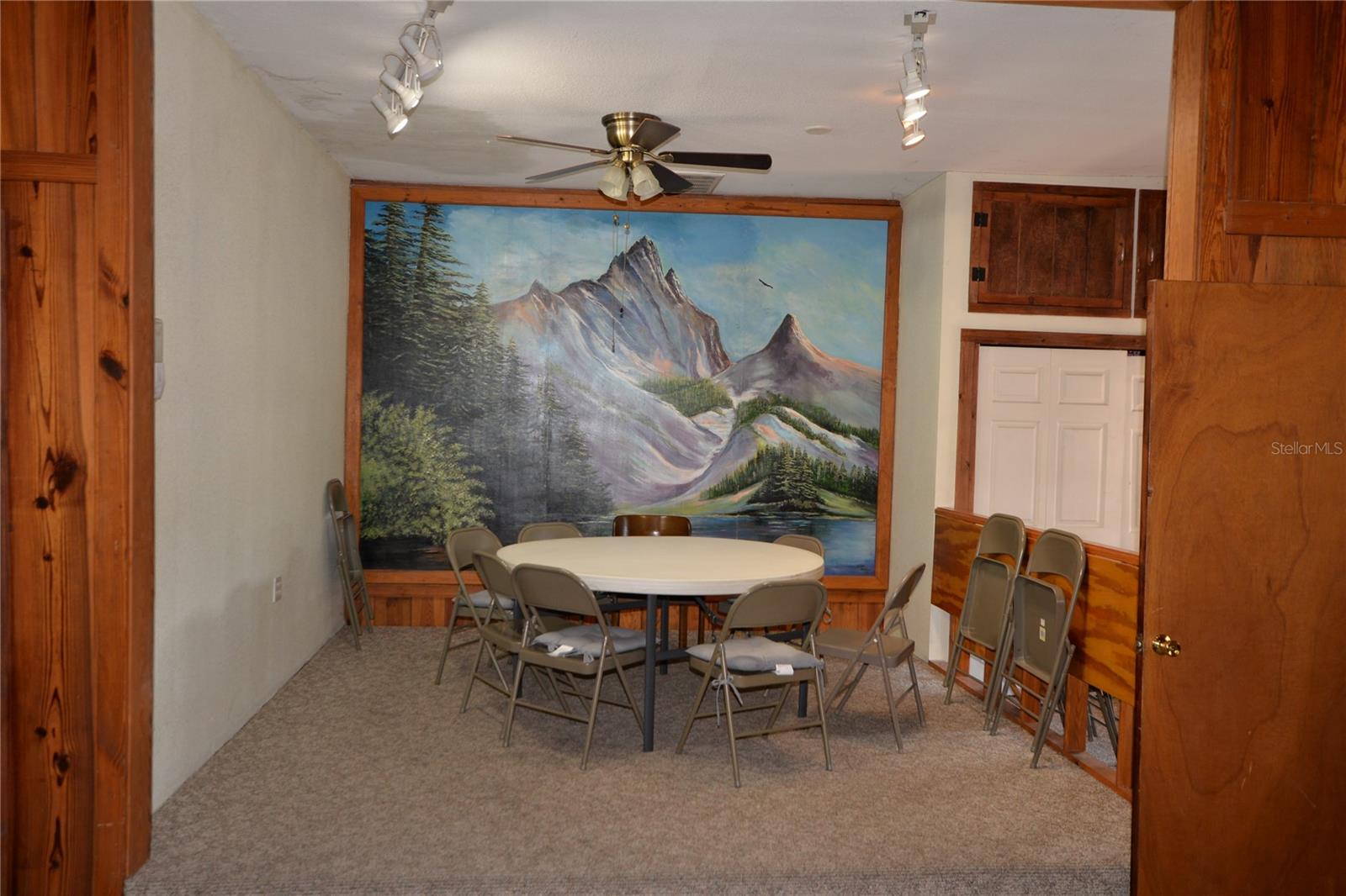 Image 10 of 21 For 3175 102nd Avenue Road