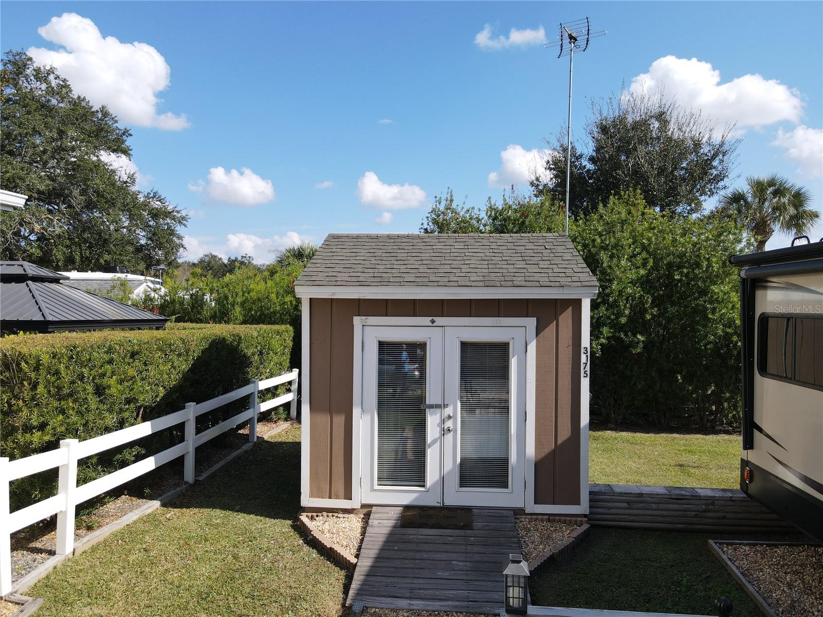 Image 2 of 21 For 3175 102nd Avenue Road