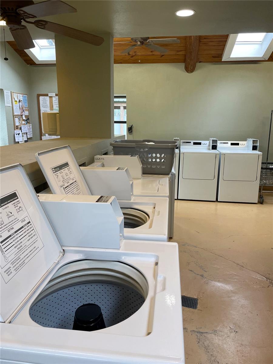 Image 20 of 21 For 3175 102nd Avenue Road