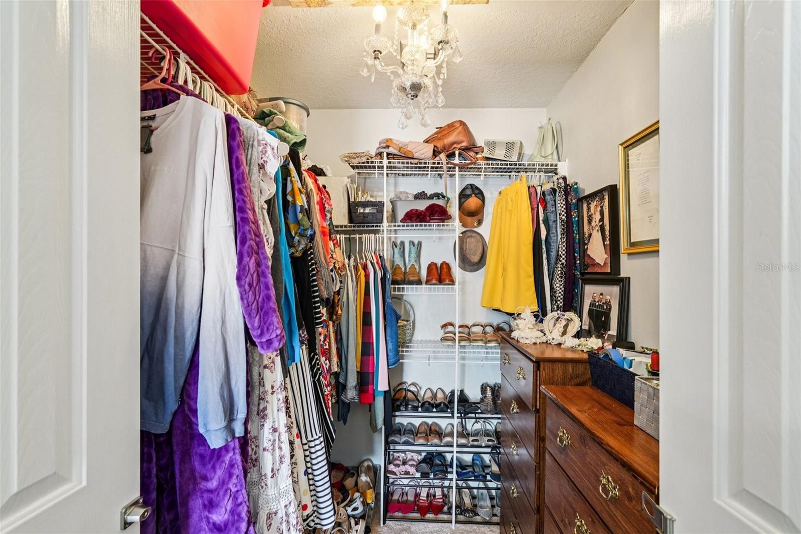 Image 26 of 29 For 812 Ridge Avenue