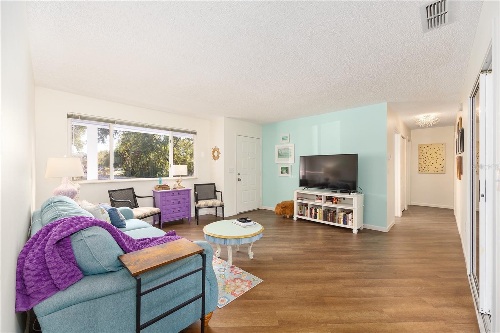 Image 9 of 38 For 8987 108th Place