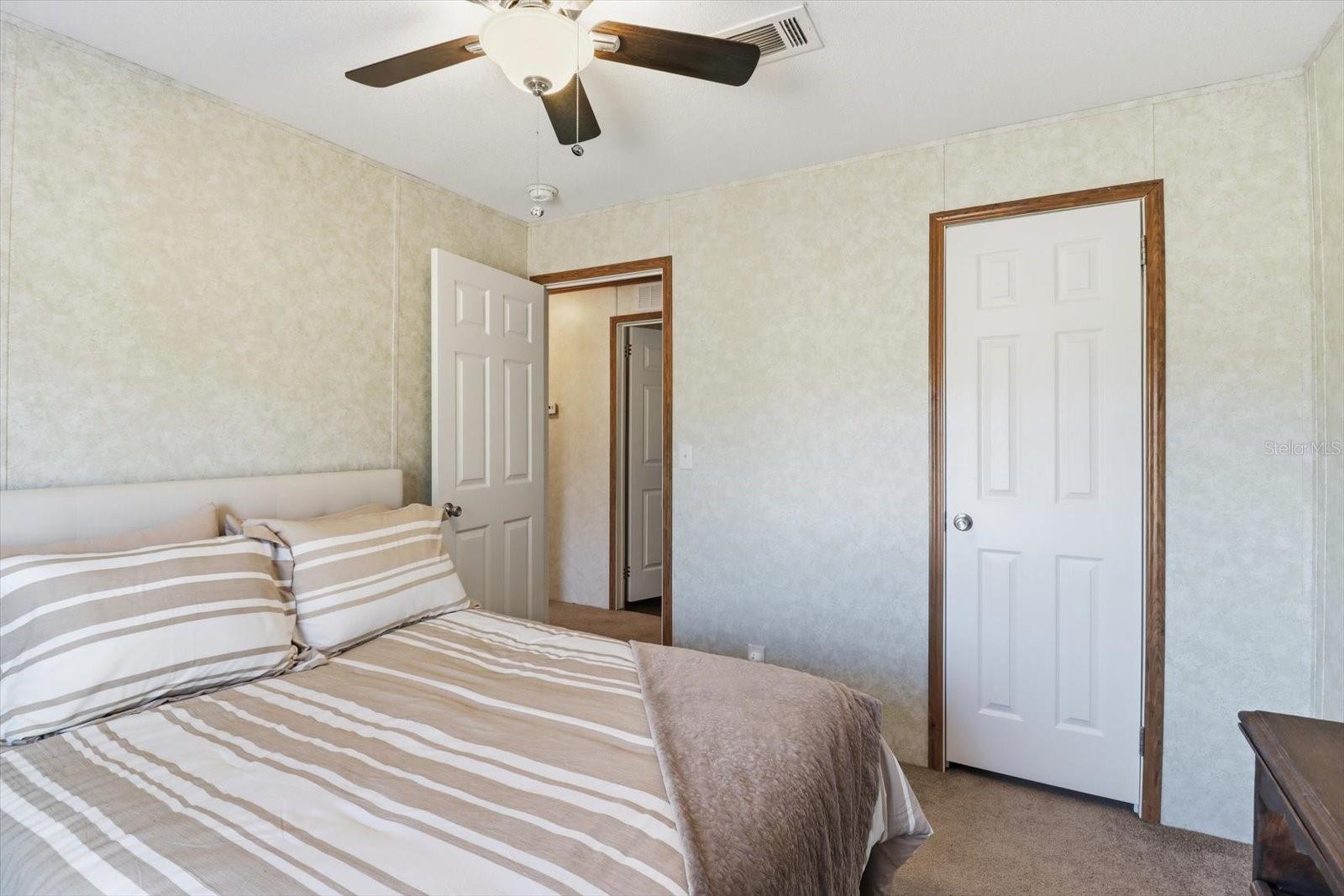 Image 28 of 47 For 11490 Wahoo Trail