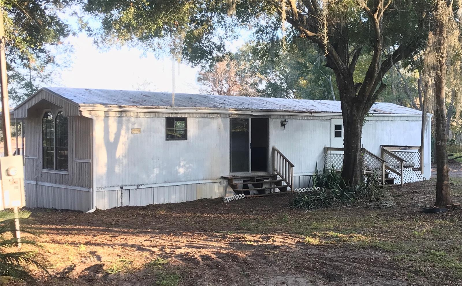 Image 33 of 43 For 11821 123rd Avenue