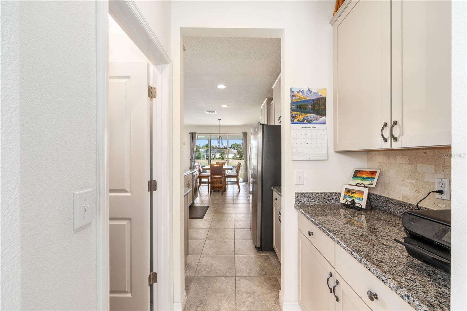 Image 11 of 69 For 5655 50th Avenue