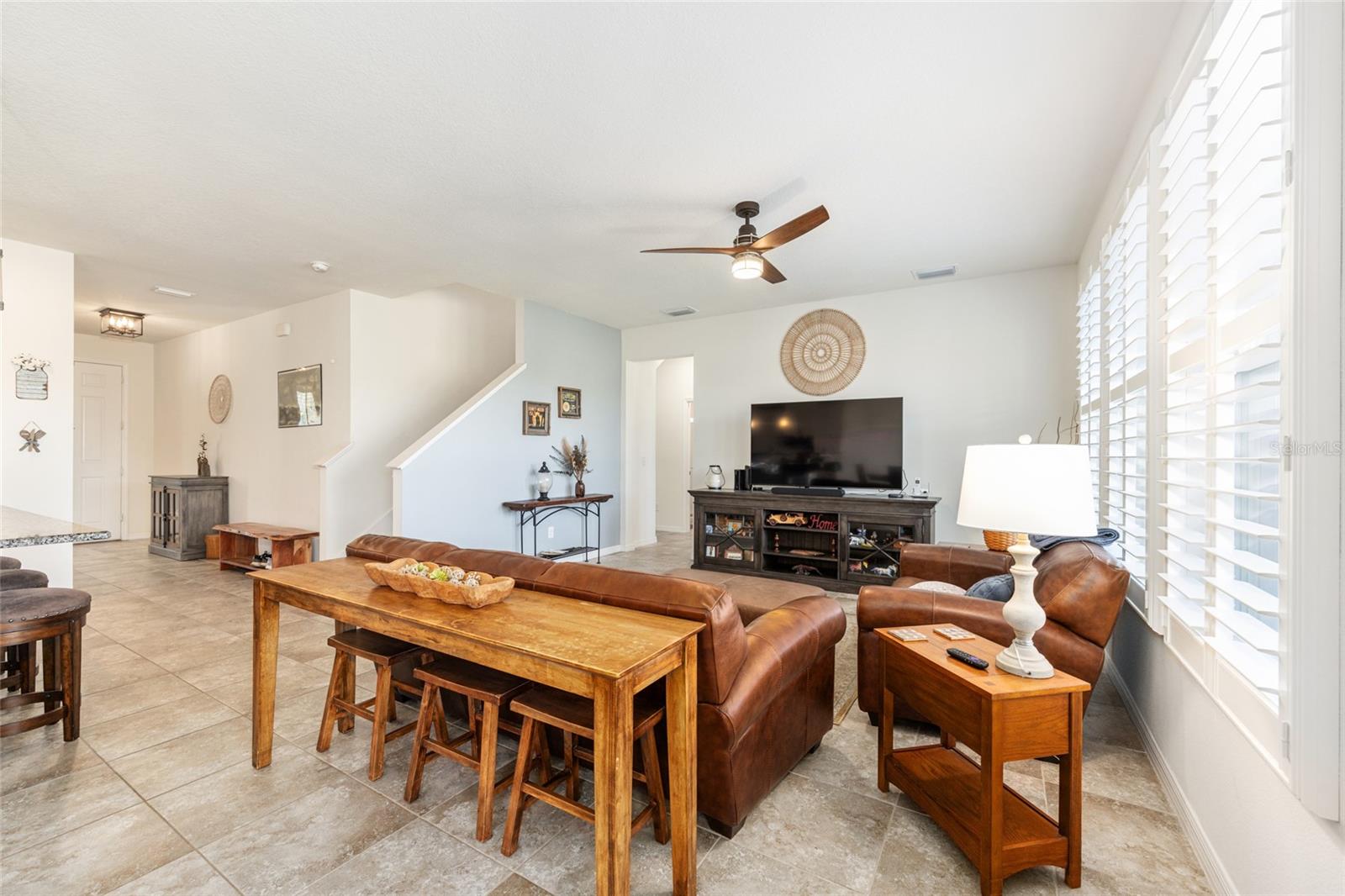 Image 19 of 69 For 5655 50th Avenue