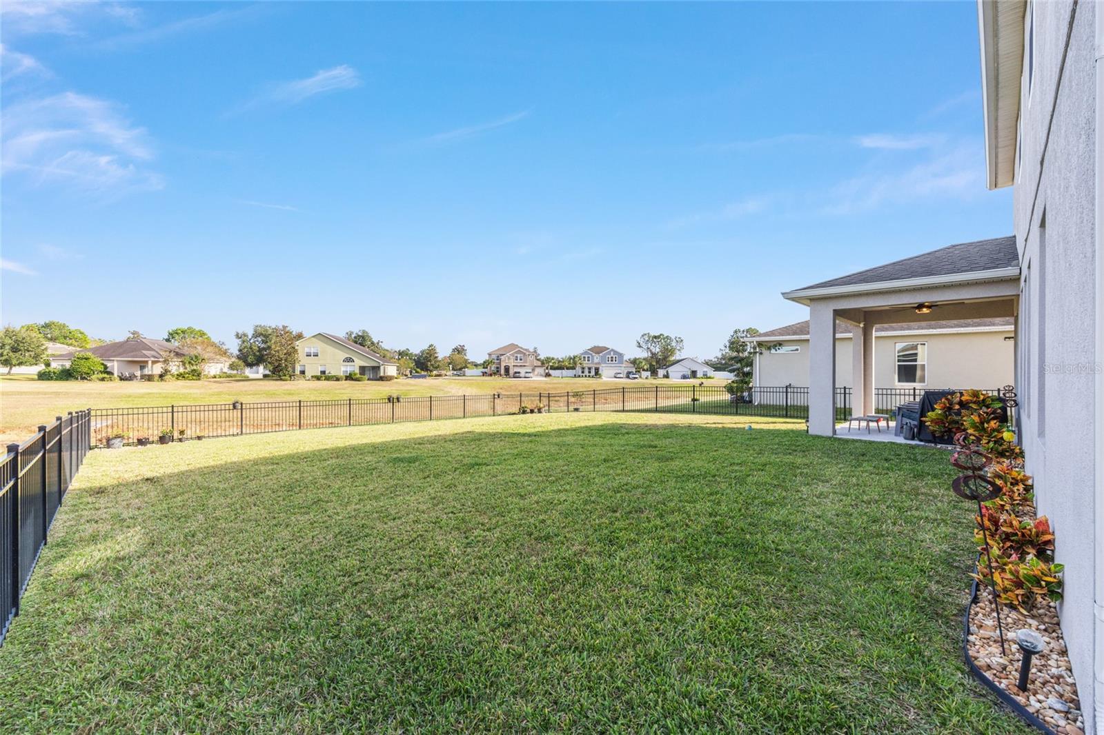 Image 2 of 69 For 5655 50th Avenue