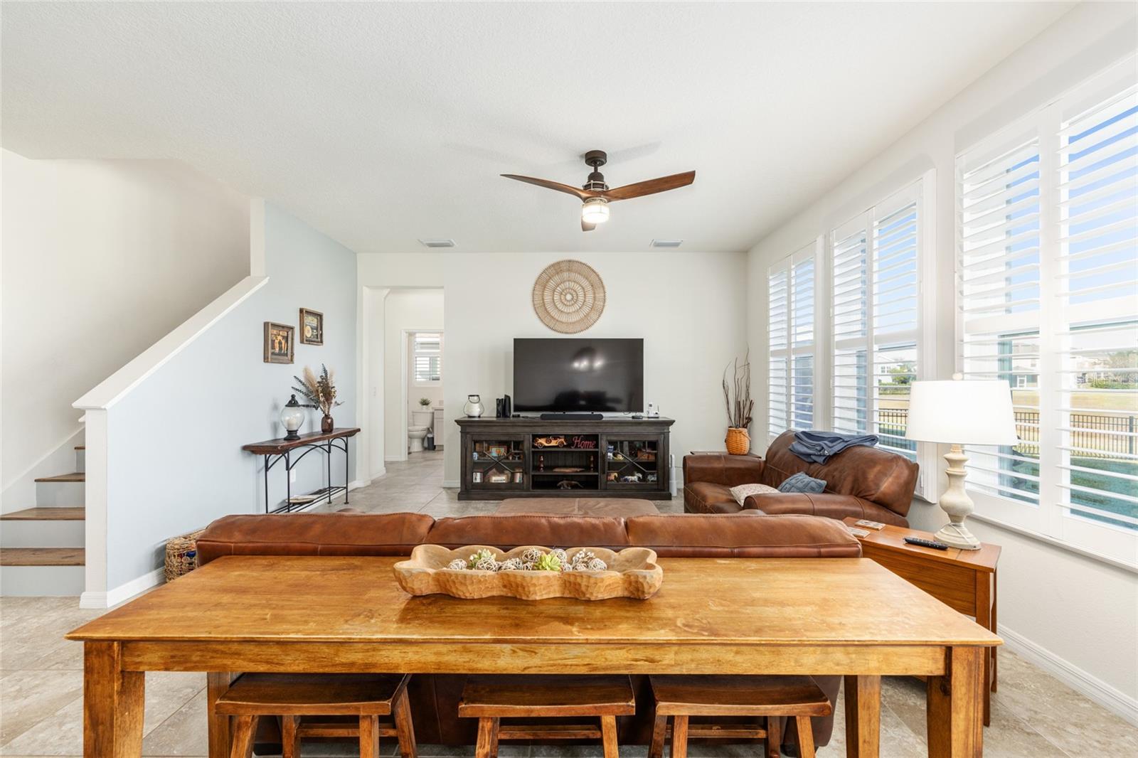 Image 20 of 69 For 5655 50th Avenue