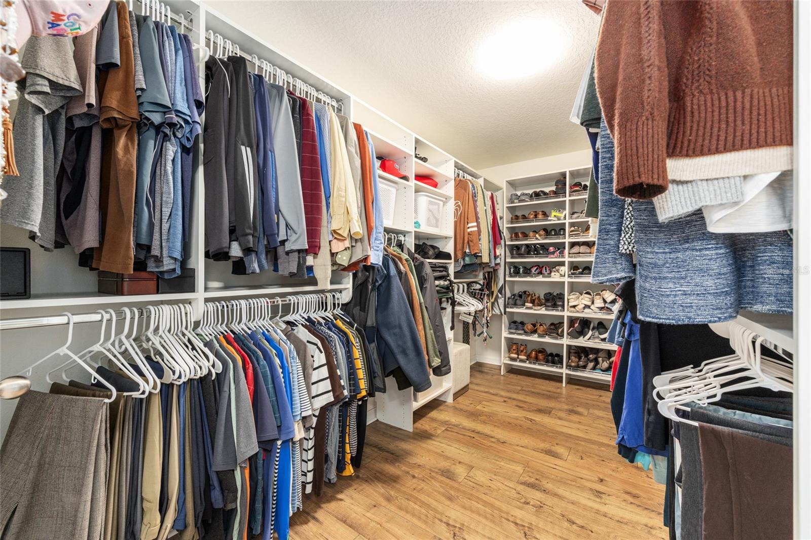 Image 38 of 69 For 5655 50th Avenue