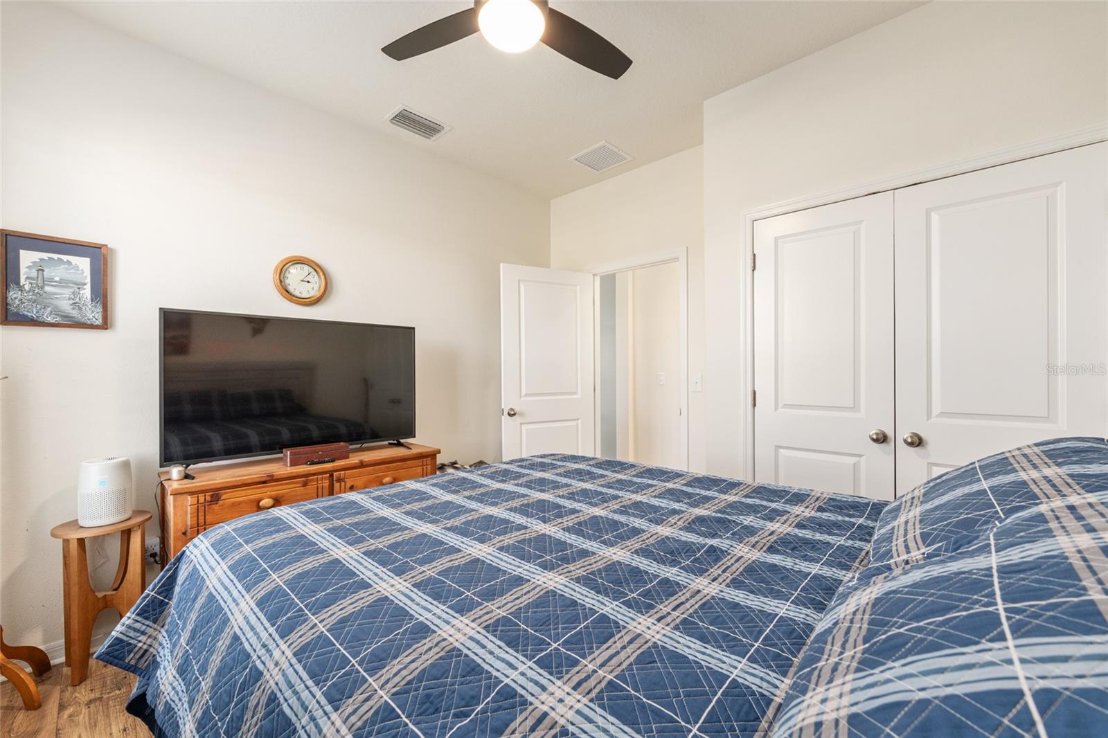 Image 46 of 69 For 5655 50th Avenue