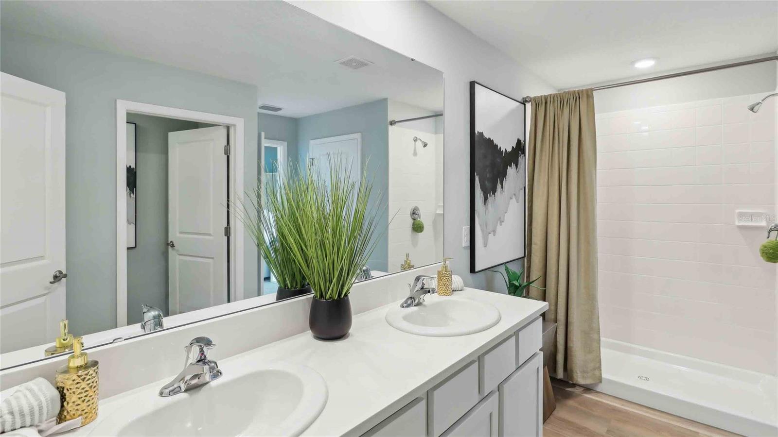 Image 17 of 24 For 30830 Wild Juniper Court