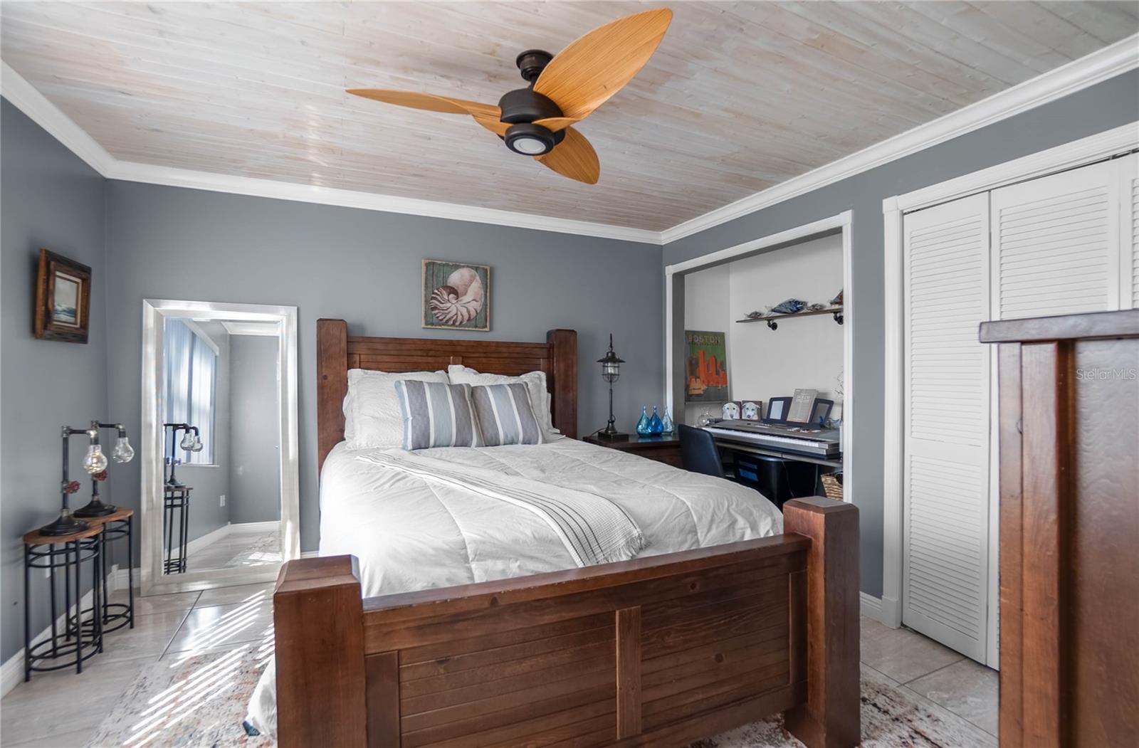 Image 20 of 56 For 922 Pritchard Island Road