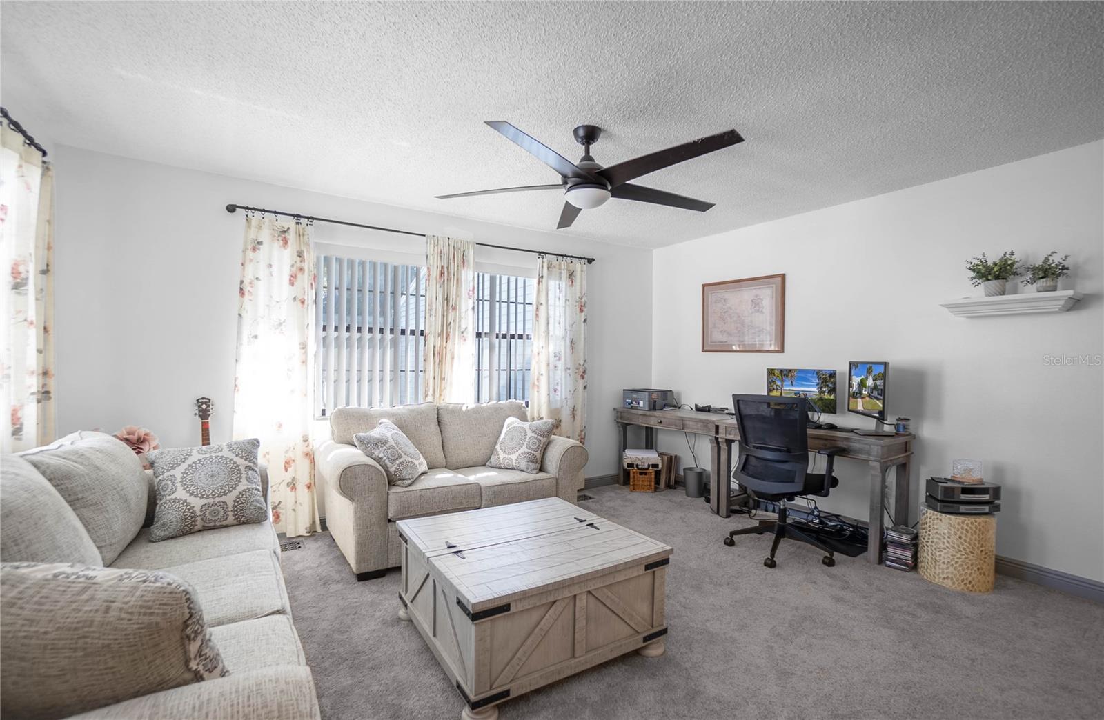 Image 23 of 56 For 922 Pritchard Island Road