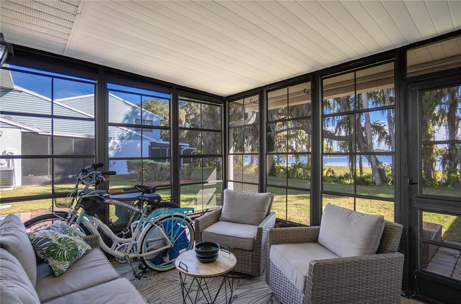 Image 29 of 56 For 922 Pritchard Island Road