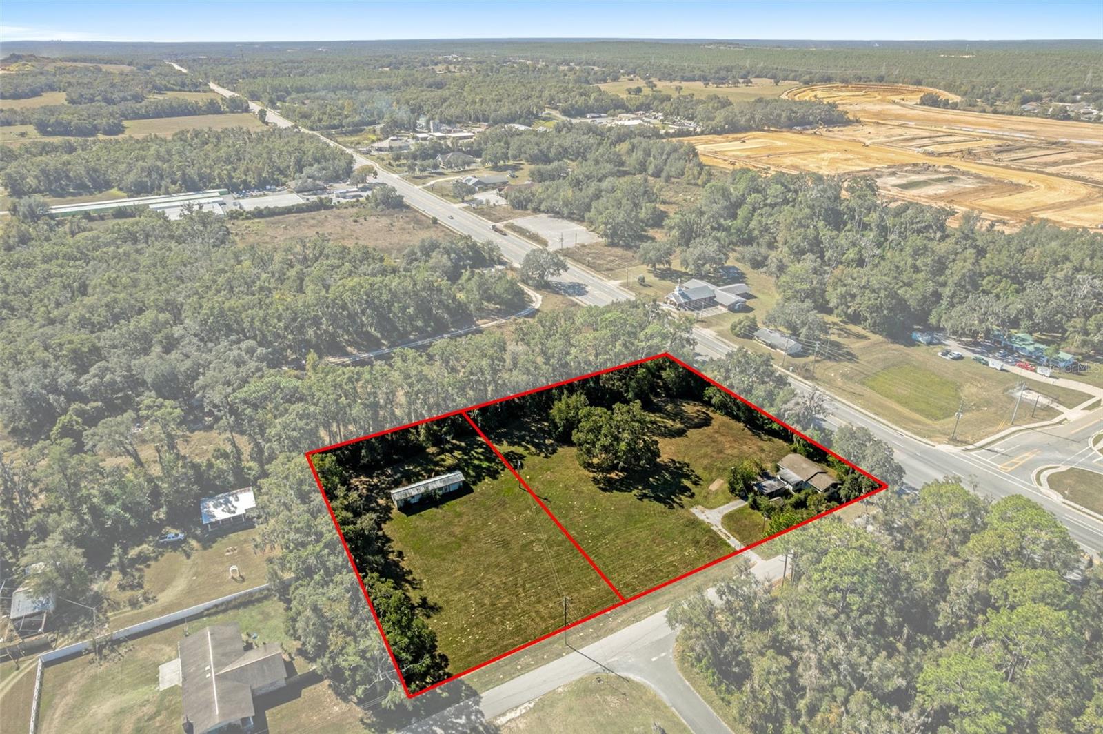 Listing photo id 0 for 3228 & 3164 Laurel Street