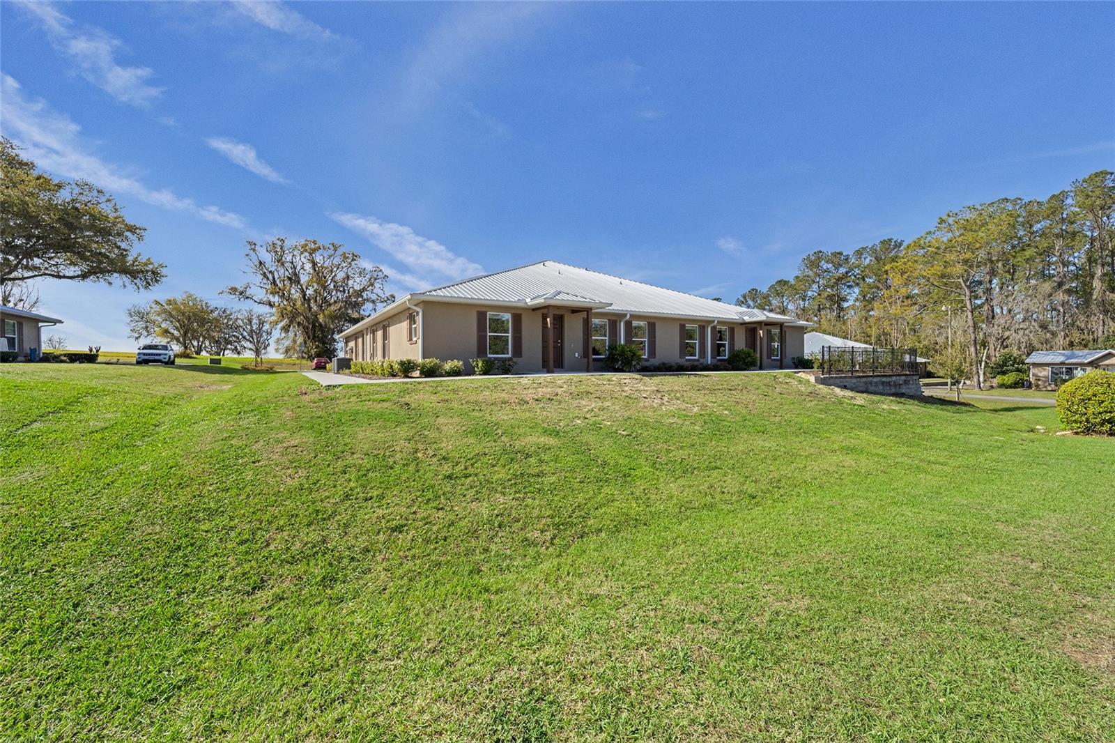 Image 22 of 37 For 7460 44th Lane