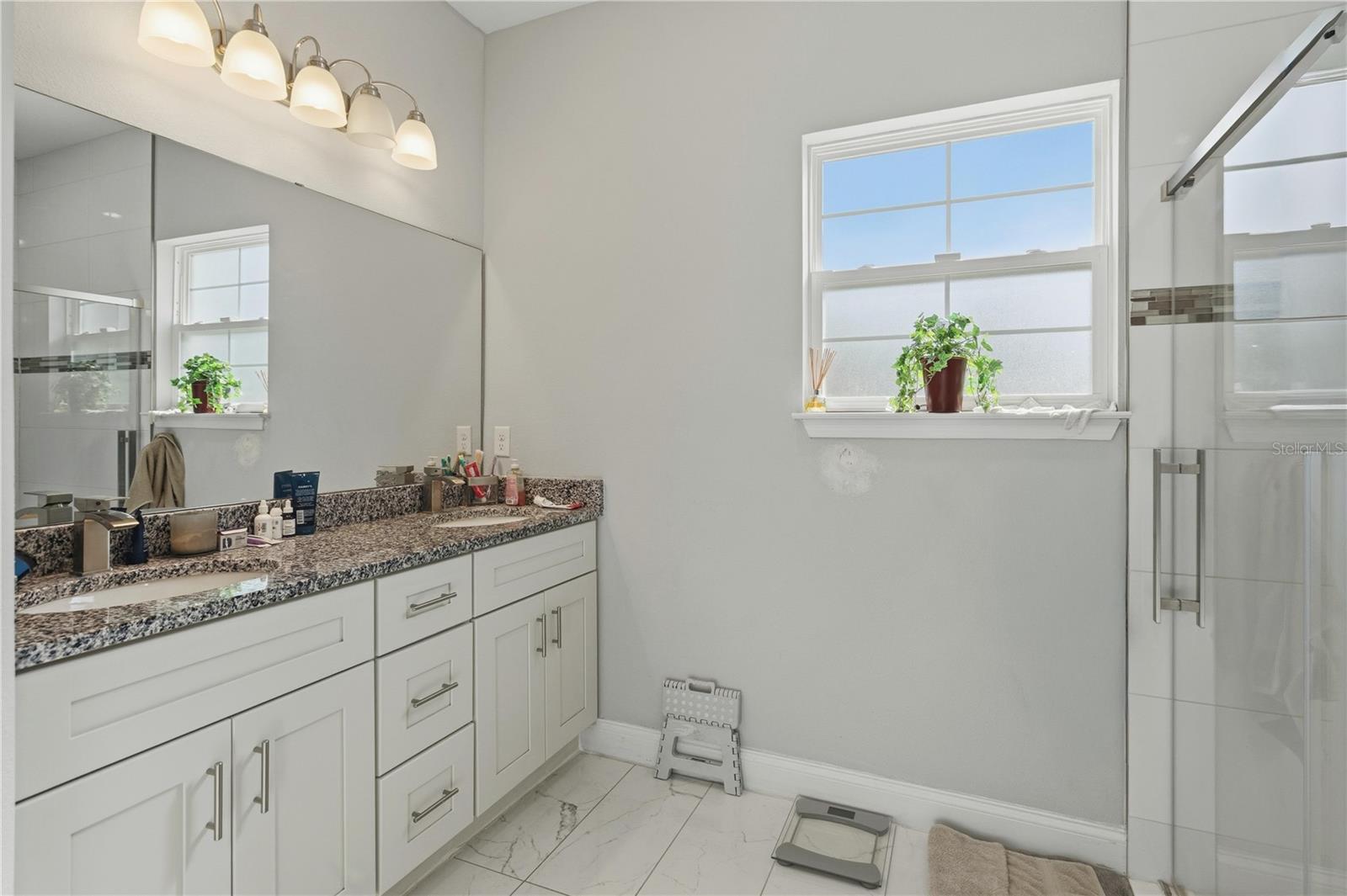 Image 19 of 32 For 5171 157th Street