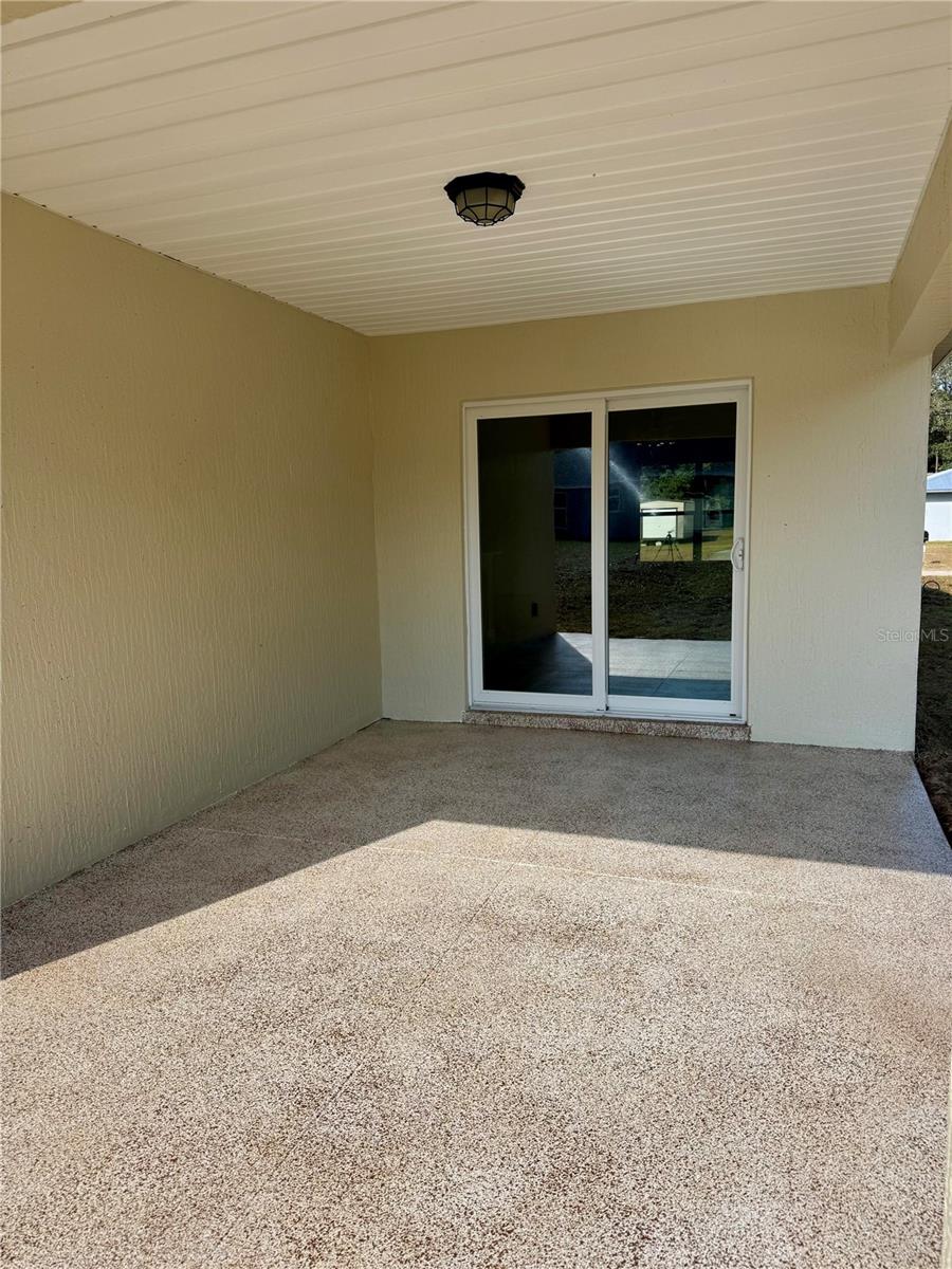 Image 18 of 20 For 13592 102nd Place