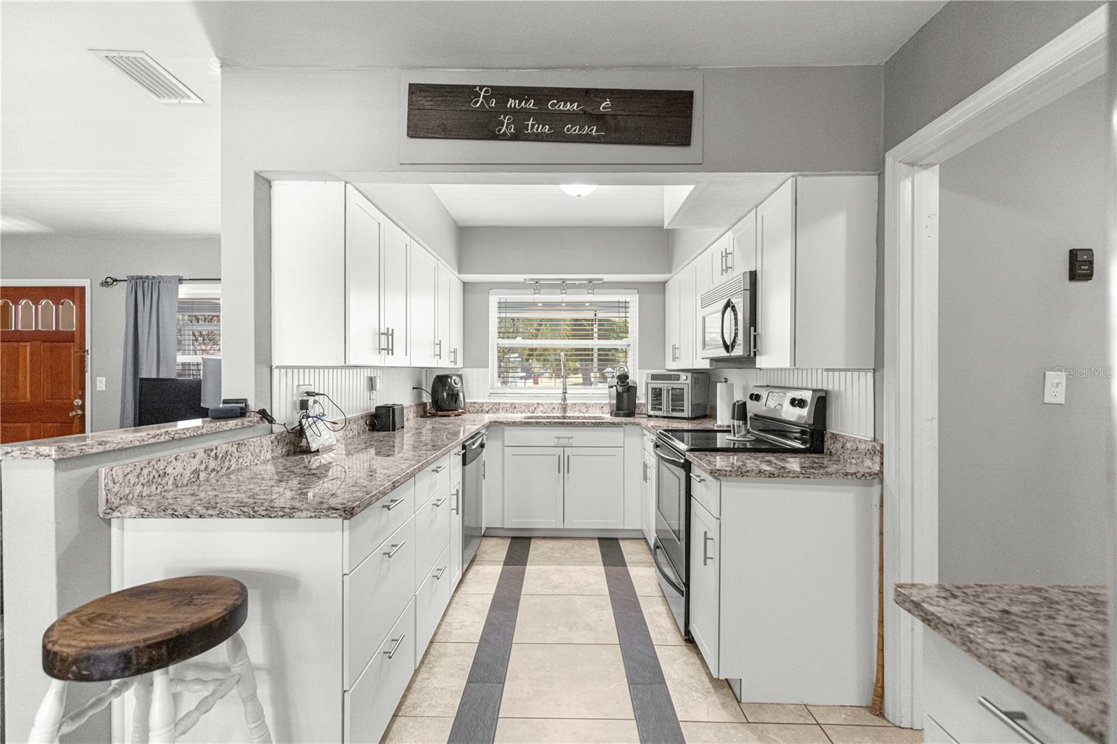 Image 12 of 51 For 6401 Holly Street