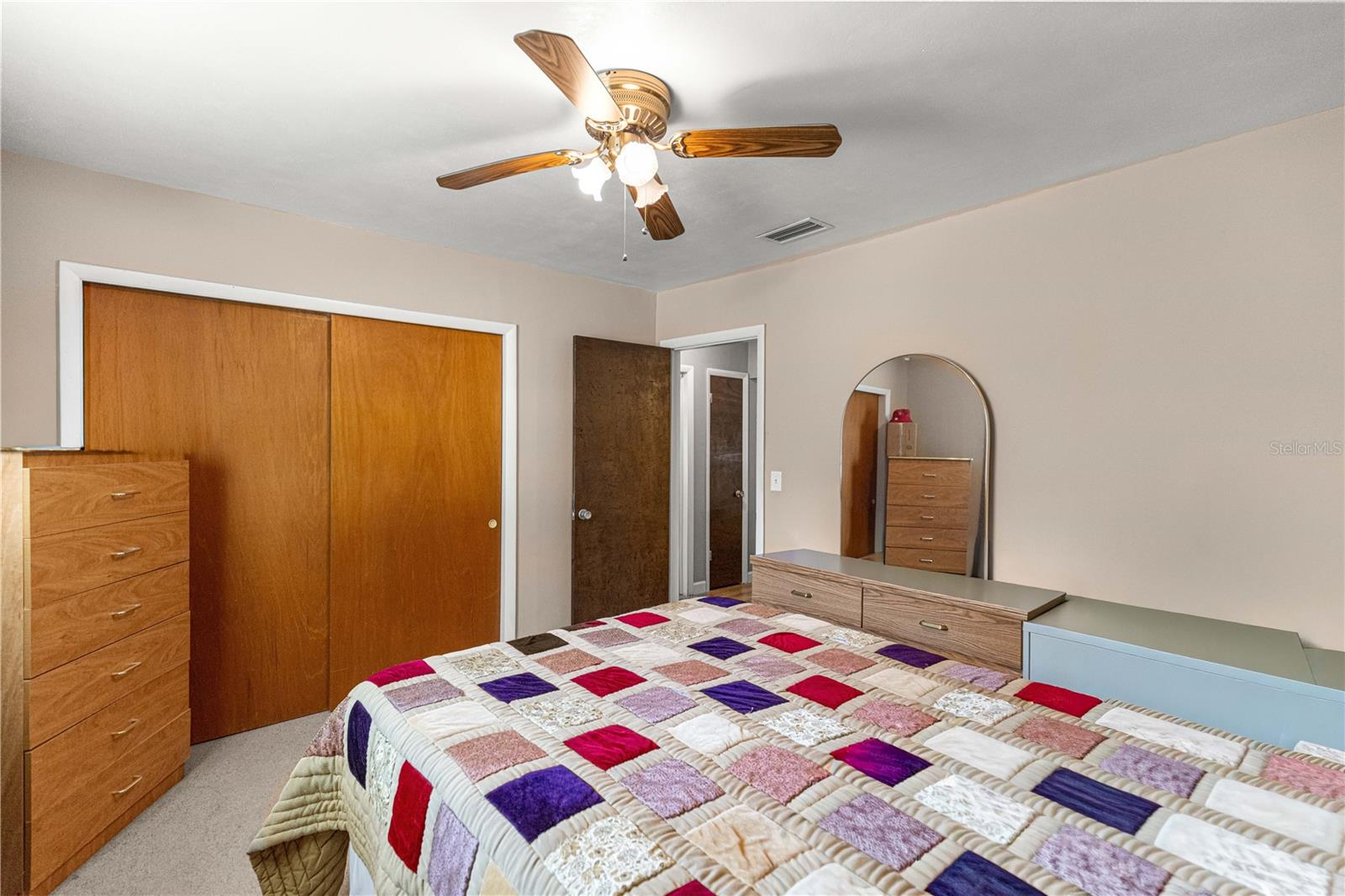 Image 20 of 51 For 6401 Holly Street