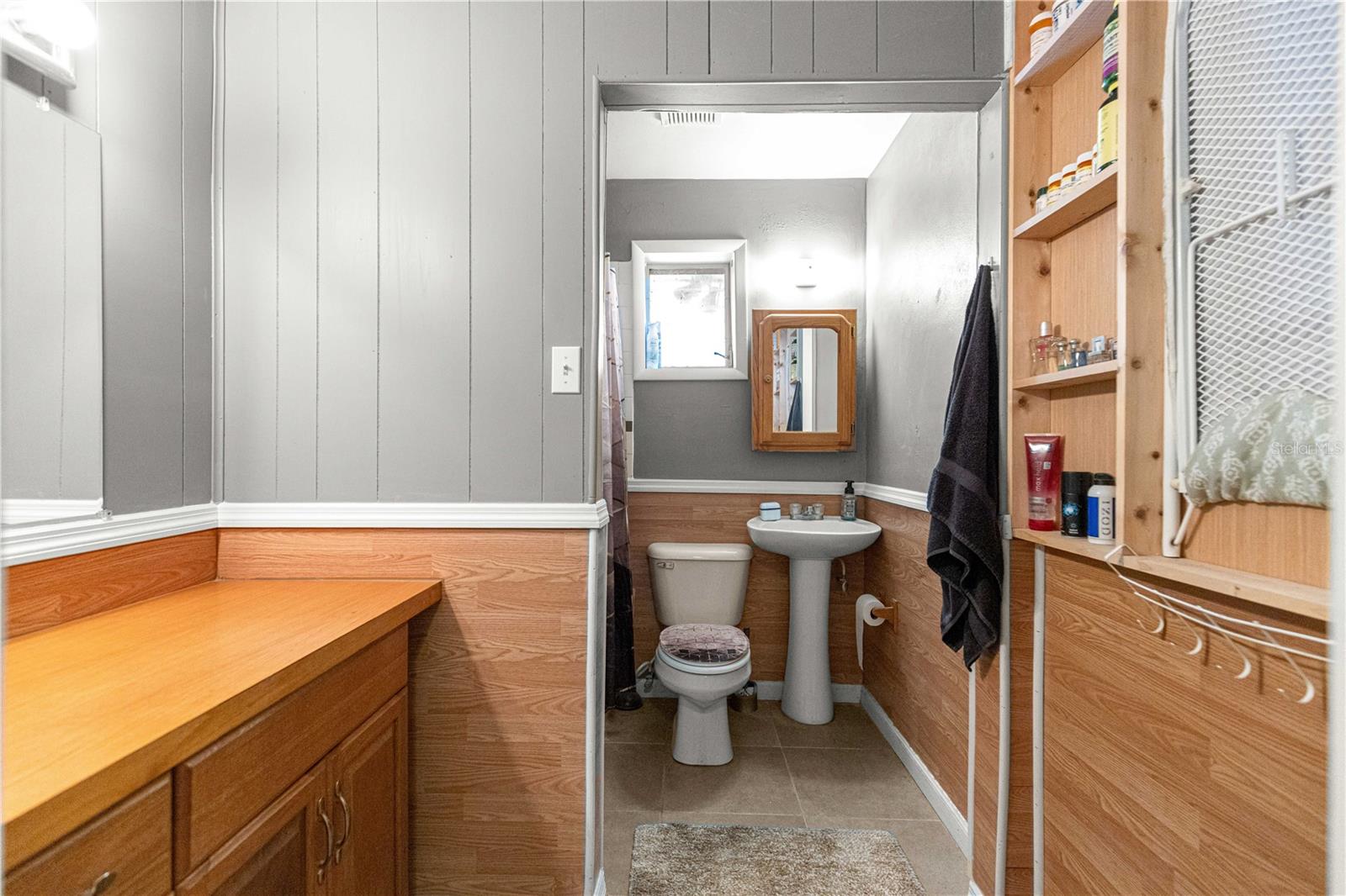 Image 21 of 51 For 6401 Holly Street