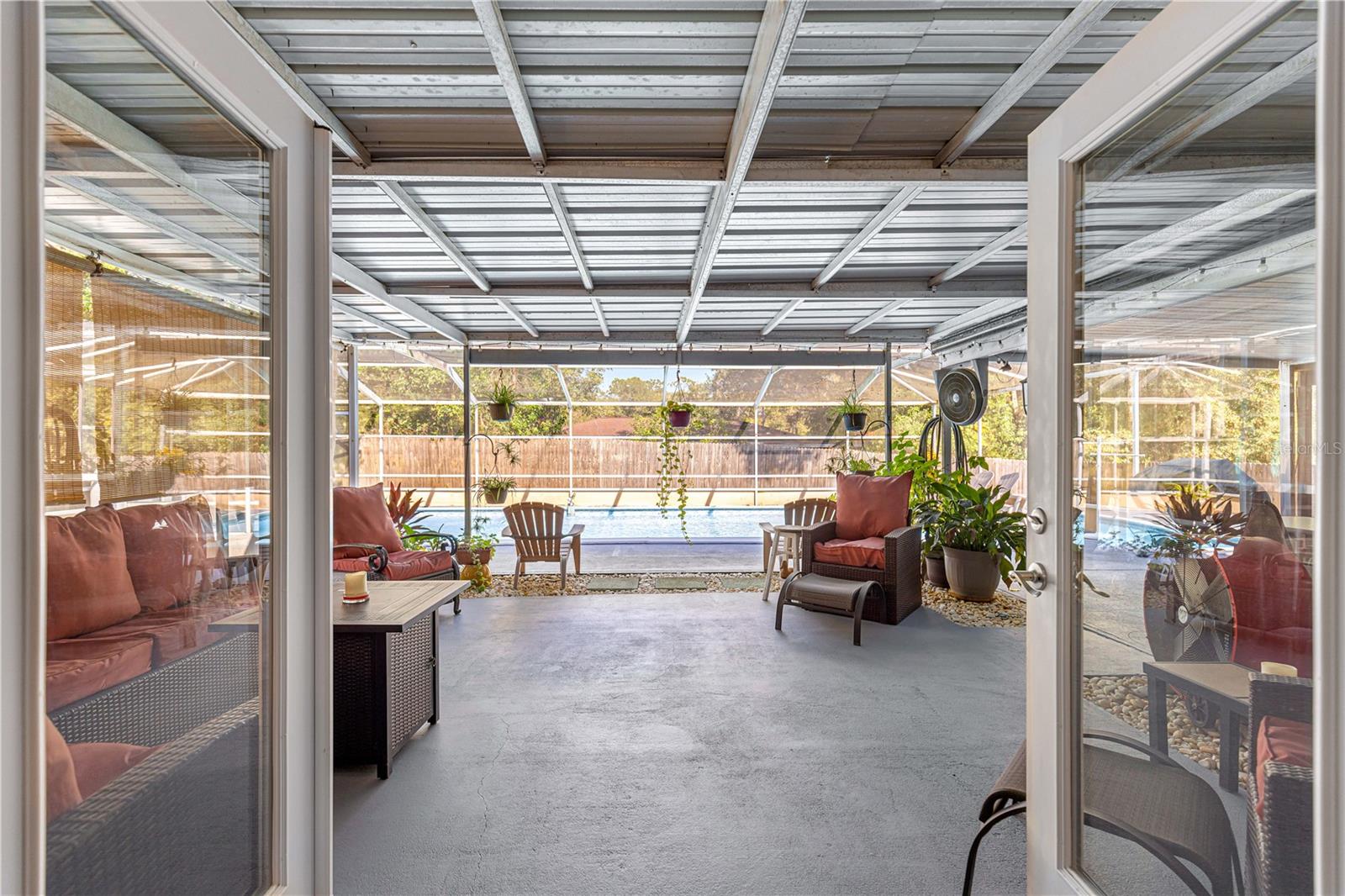 Image 29 of 51 For 6401 Holly Street