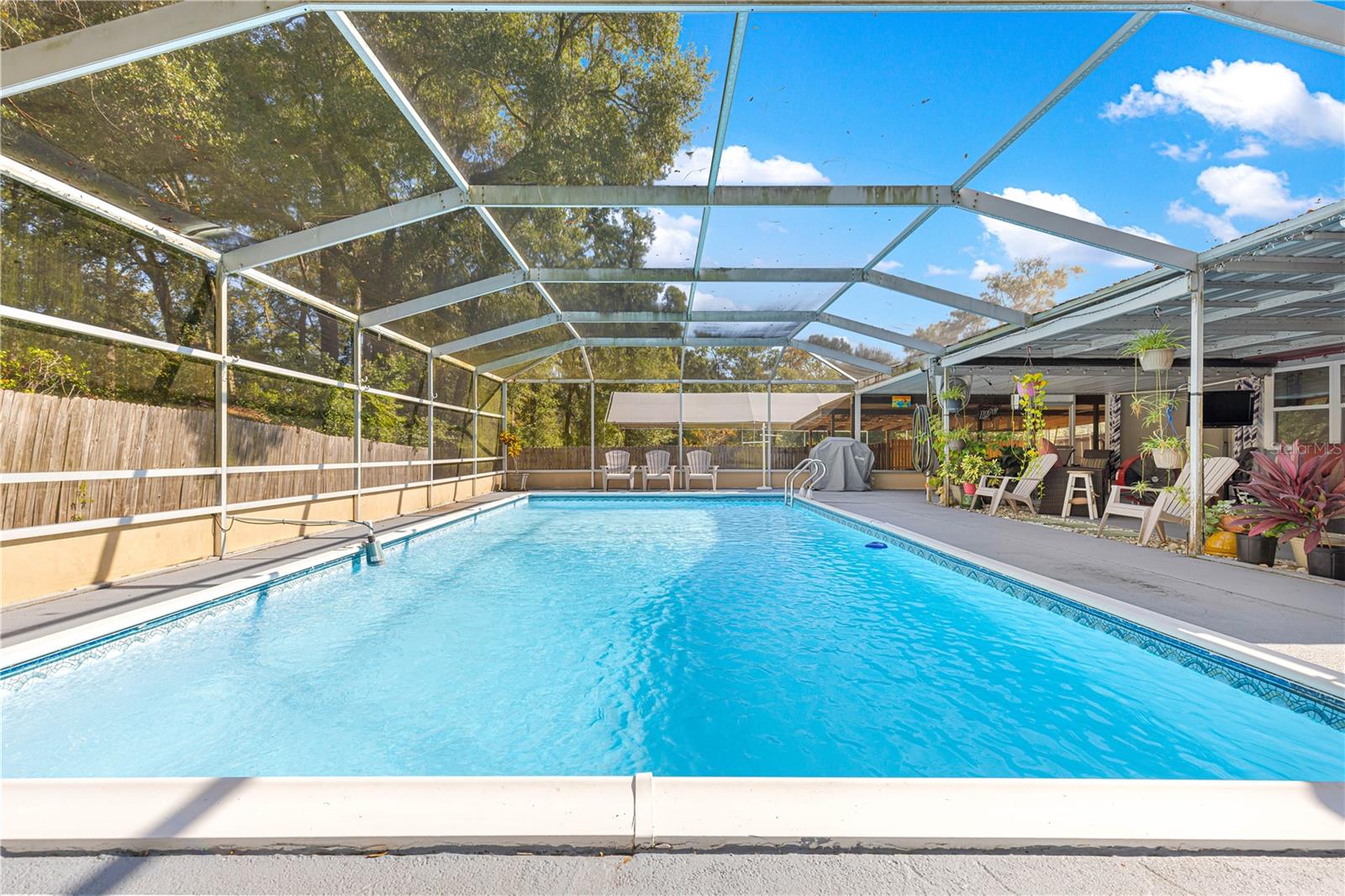 Image 40 of 51 For 6401 Holly Street