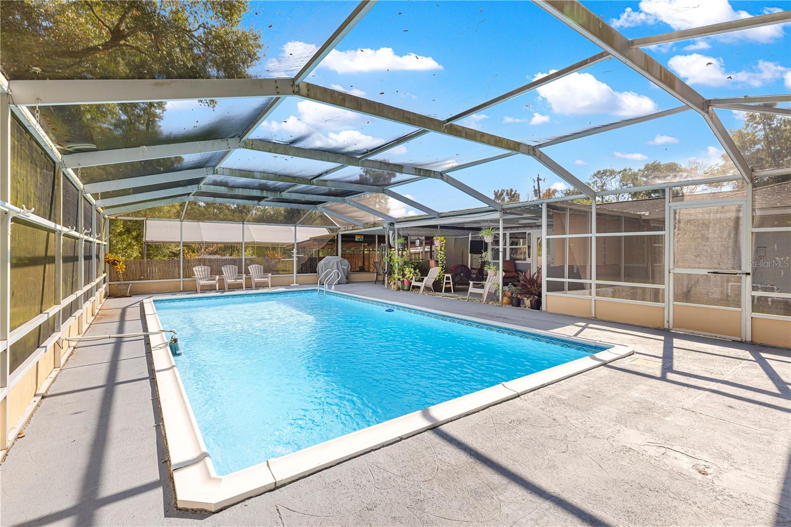 Image 41 of 51 For 6401 Holly Street