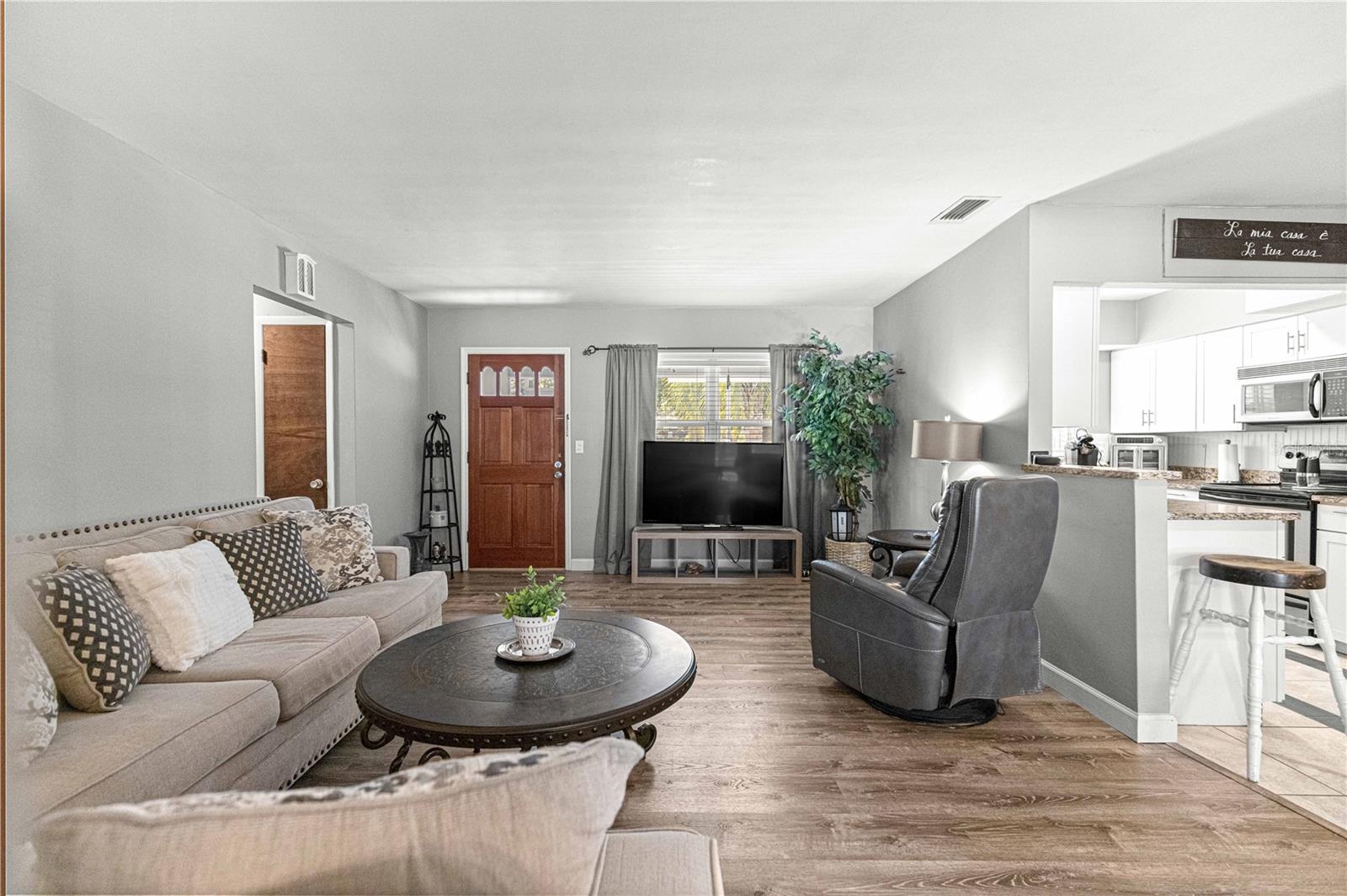 Image 47 of 51 For 6401 Holly Street