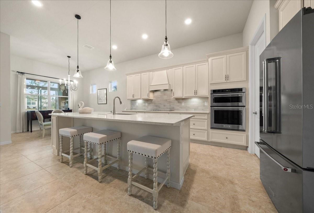 Image 25 of 67 For 9432 56th Loop