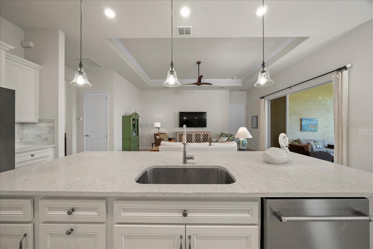 Image 31 of 67 For 9432 56th Loop