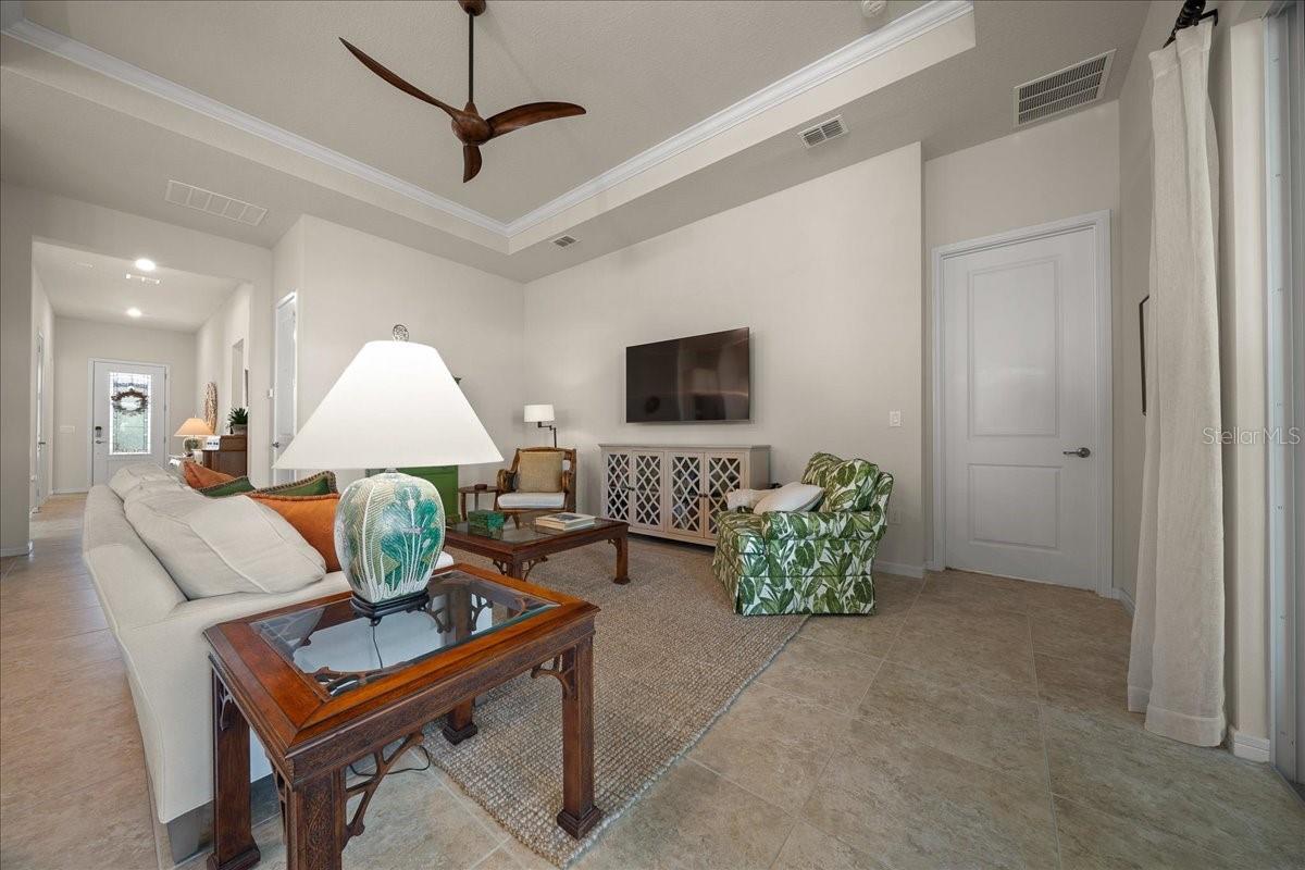 Image 35 of 67 For 9432 56th Loop