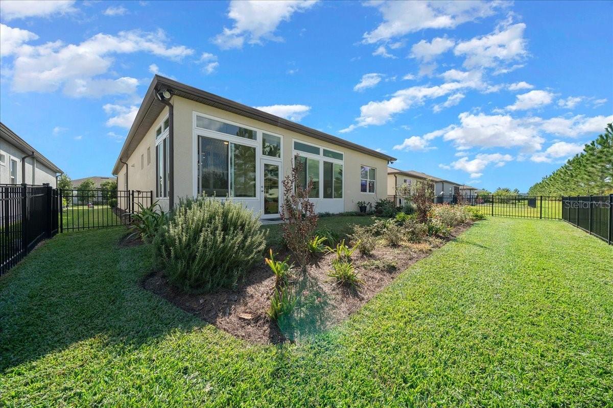 Image 47 of 67 For 9432 56th Loop