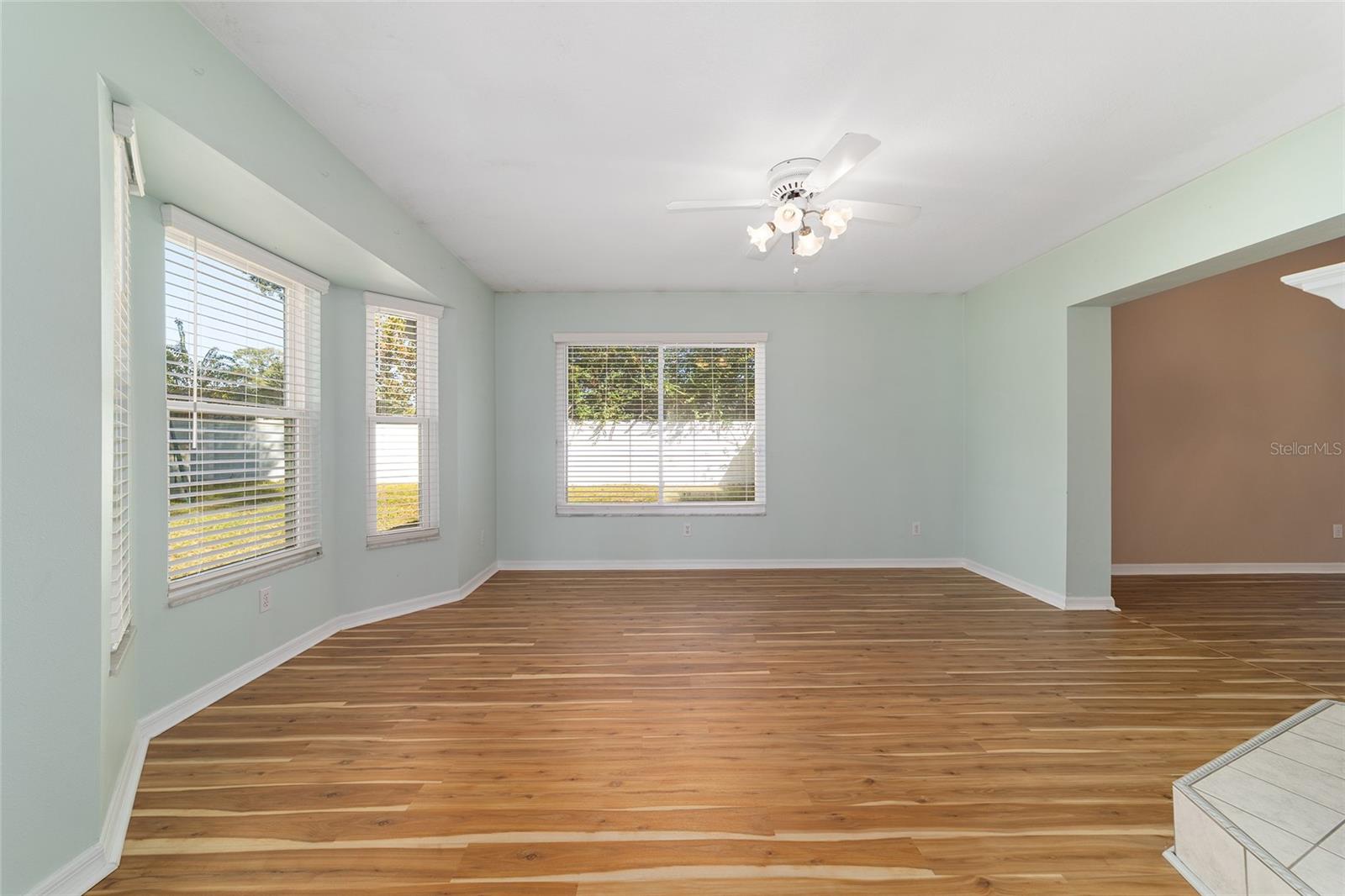 Image 11 of 23 For 4178 19th Avenue