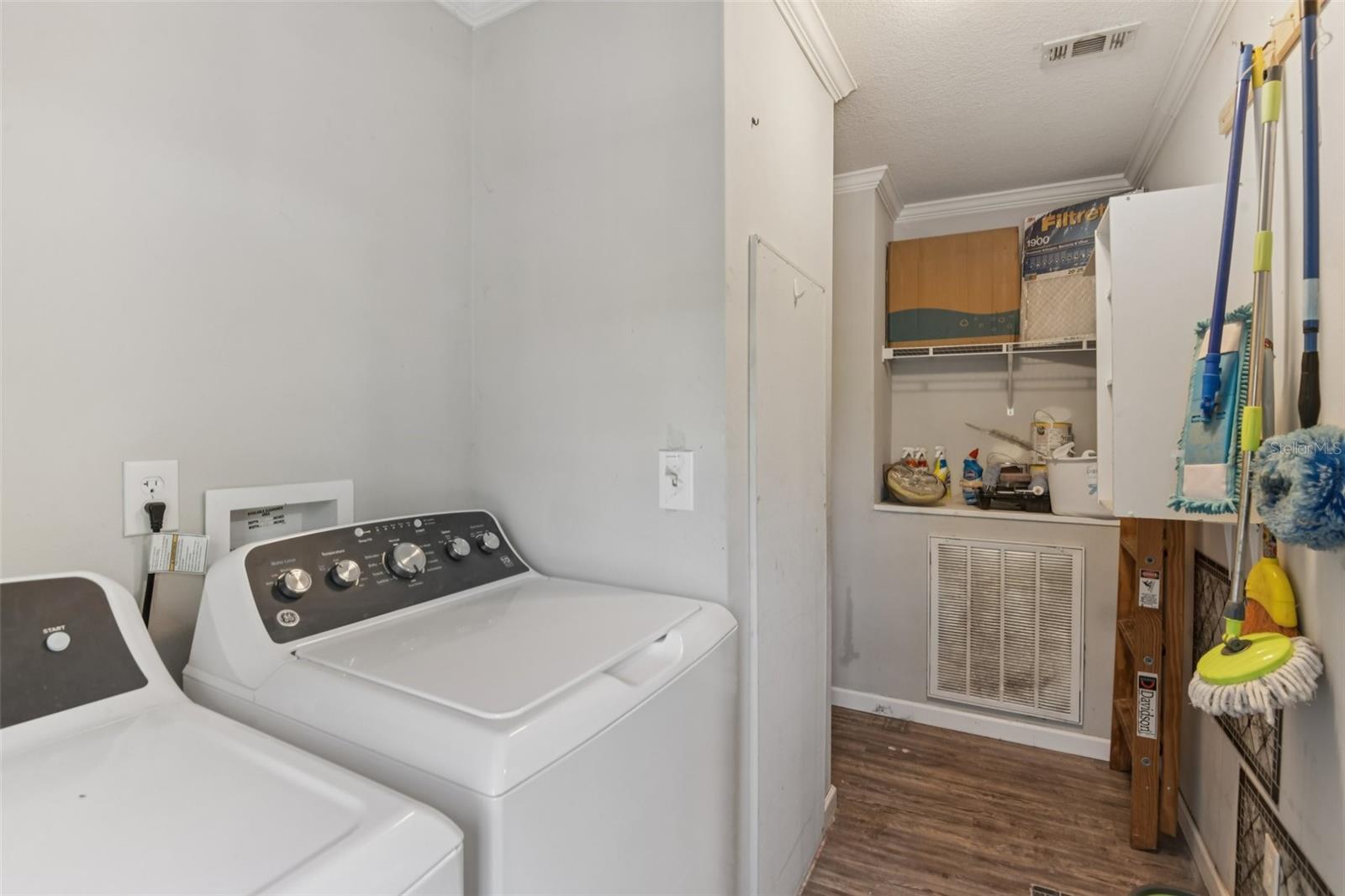 Image 20 of 63 For 16933 Bosley Drive