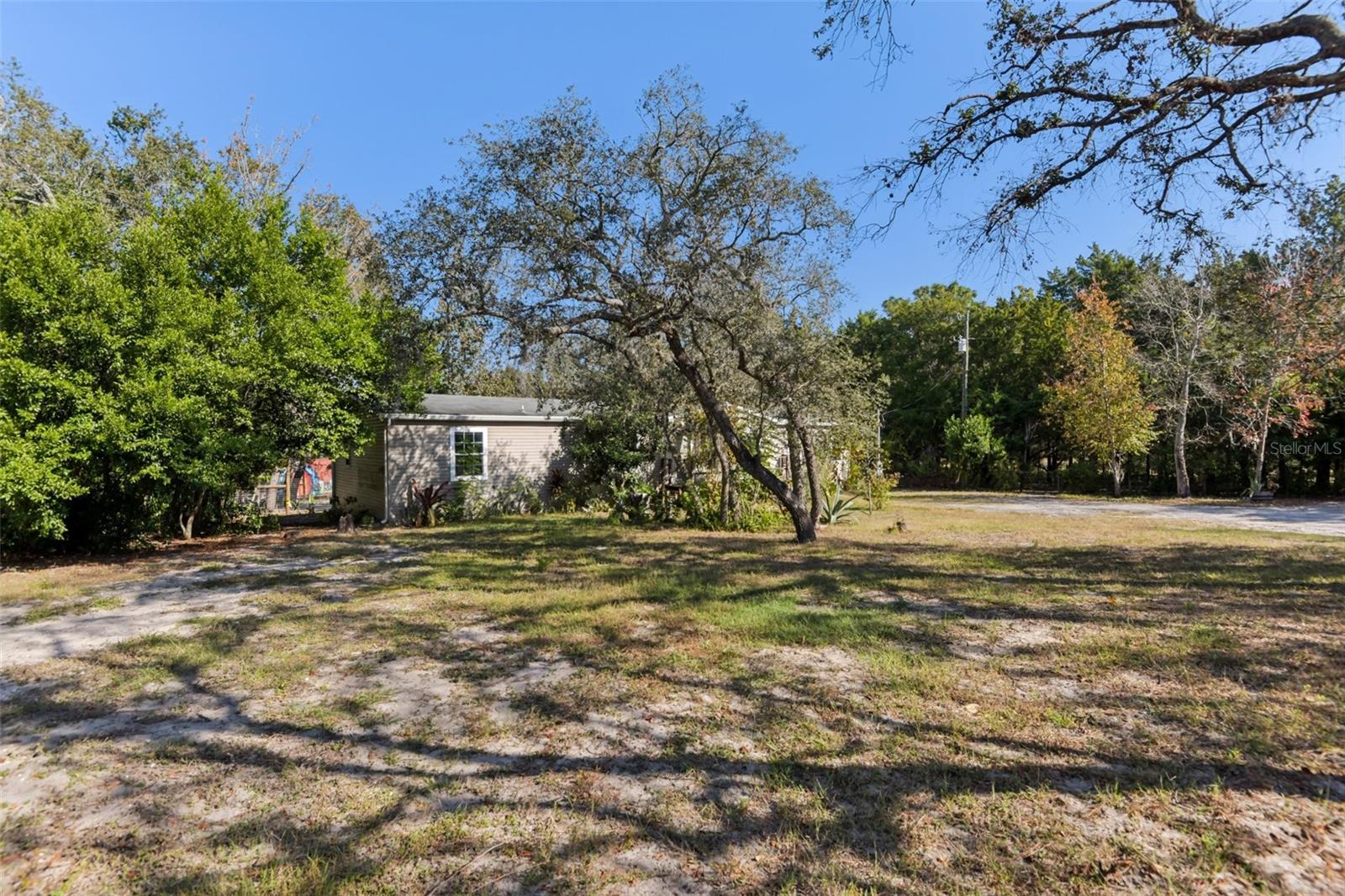 Image 4 of 63 For 16933 Bosley Drive