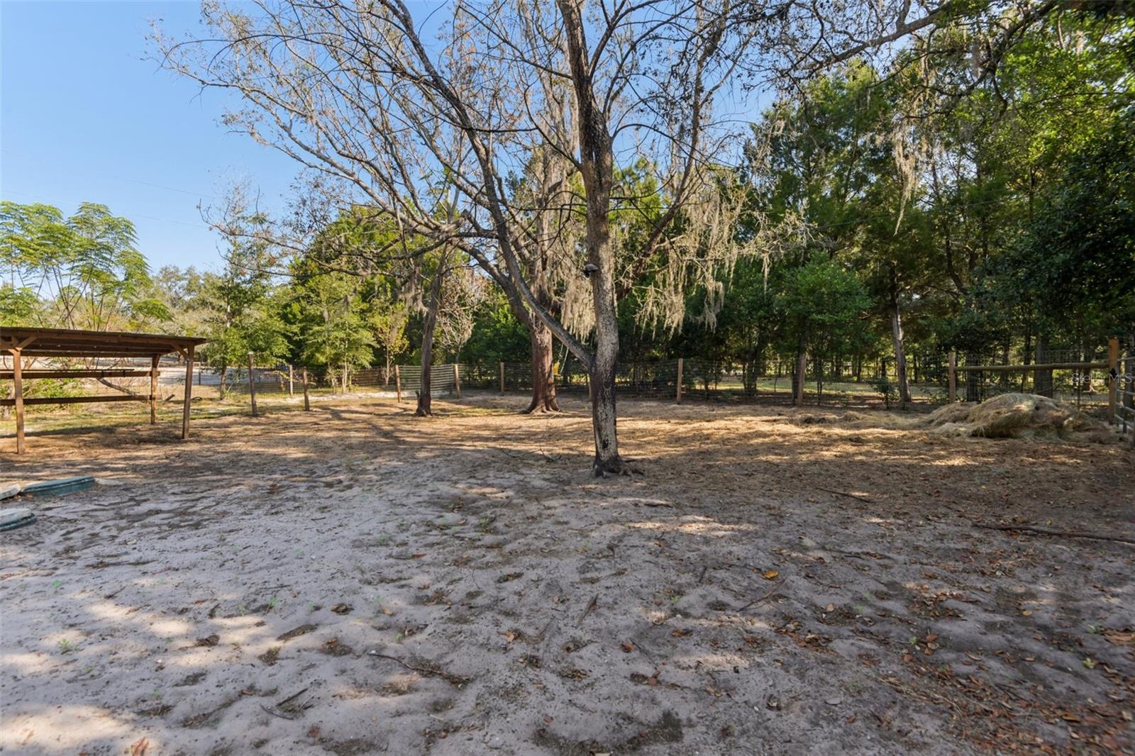 Image 44 of 63 For 16933 Bosley Drive