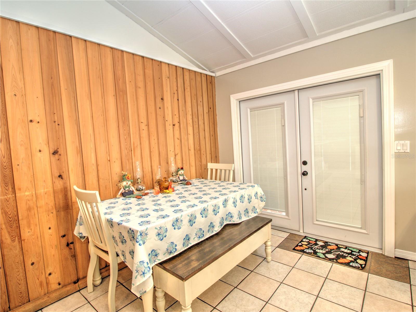 Image 7 of 23 For 14925 149th Lane