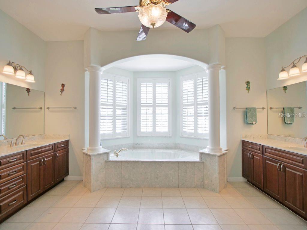 Image 19 of 58 For 2672 59th Terrace